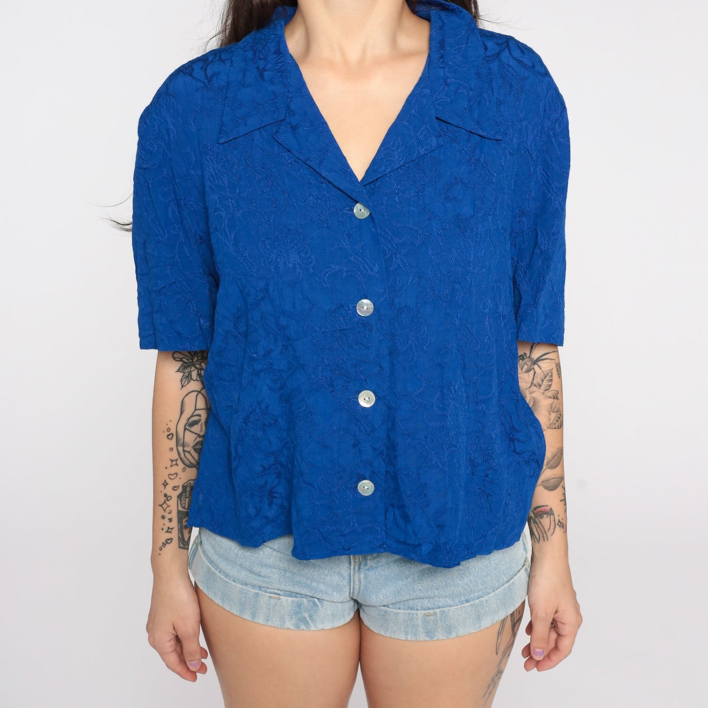 80s Royal Blue Floral Embossed Button-Up Blouse Cutout Back Medium