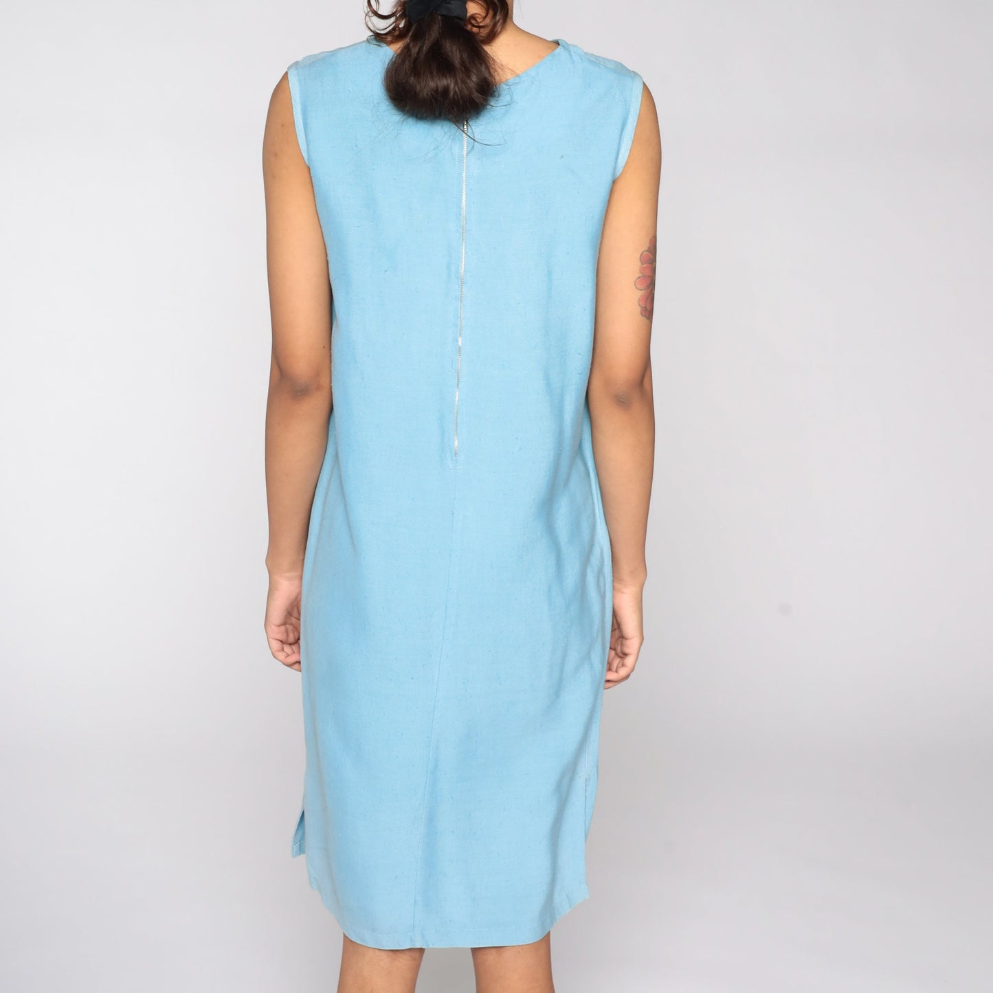 1960s Floral Embroidered Midi Dress Blue Sleeveless Sheath Small