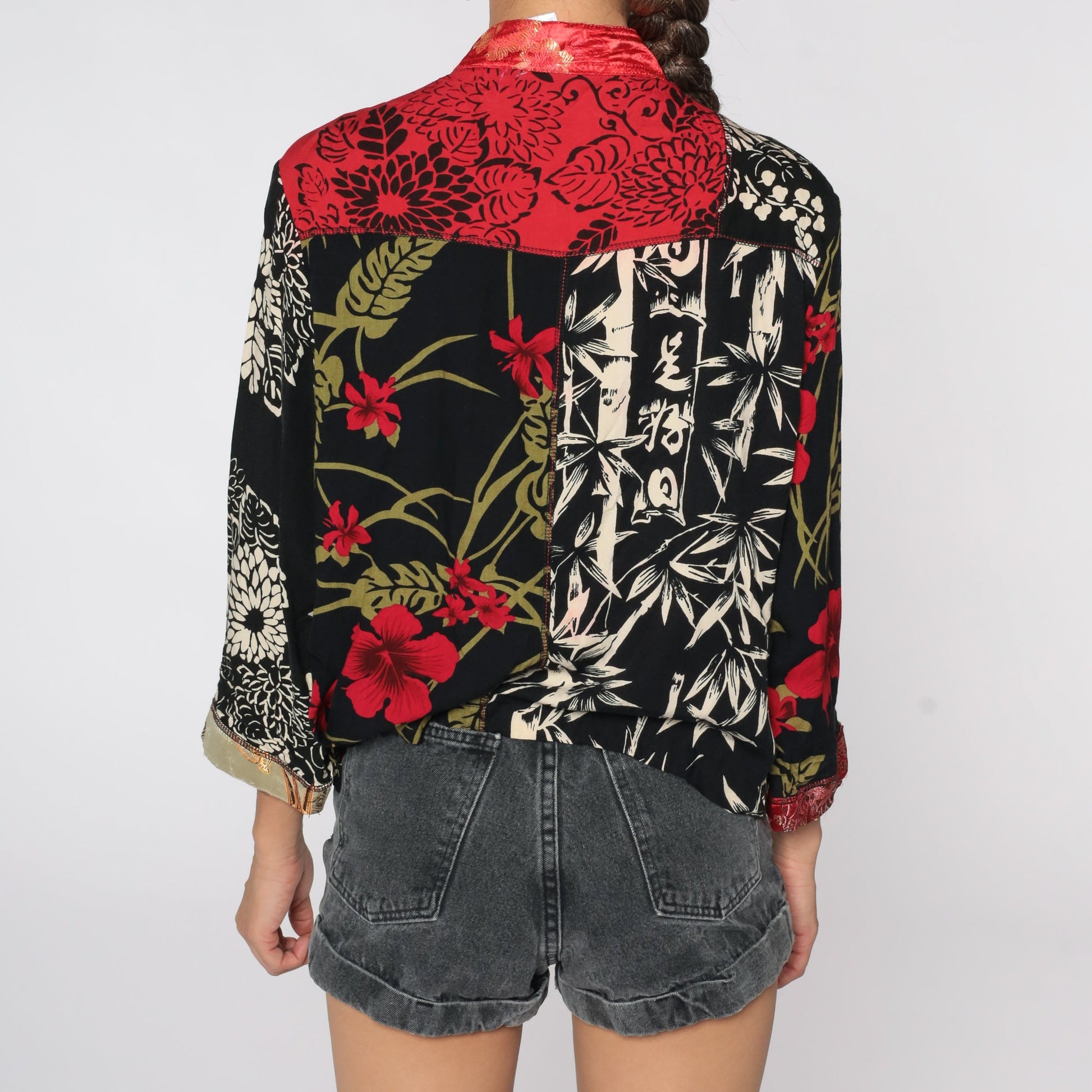 90s Floral Beaded Button Up Shirt Red Asian-Inspired Blouse Large L