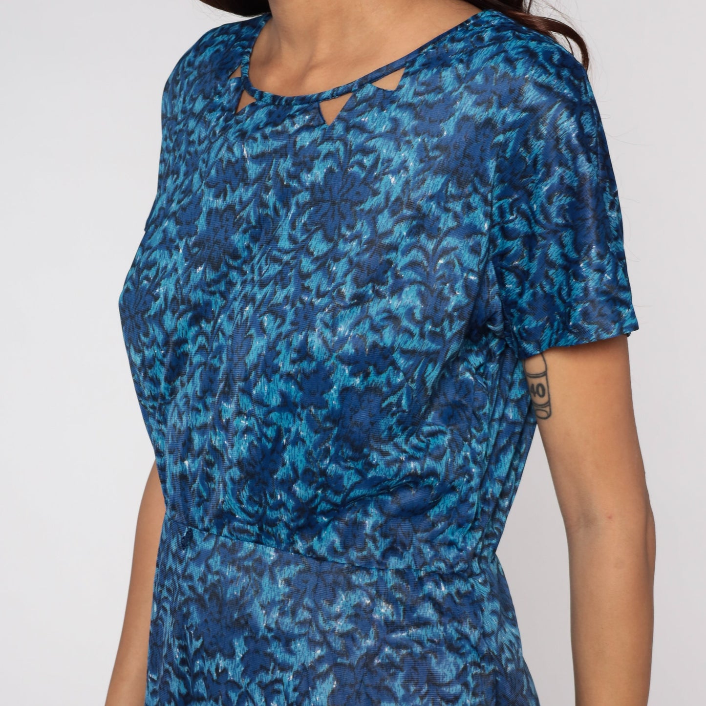 1970s Blue Floral Sheath Dress High Waist Mini Cap Sleeve Medium