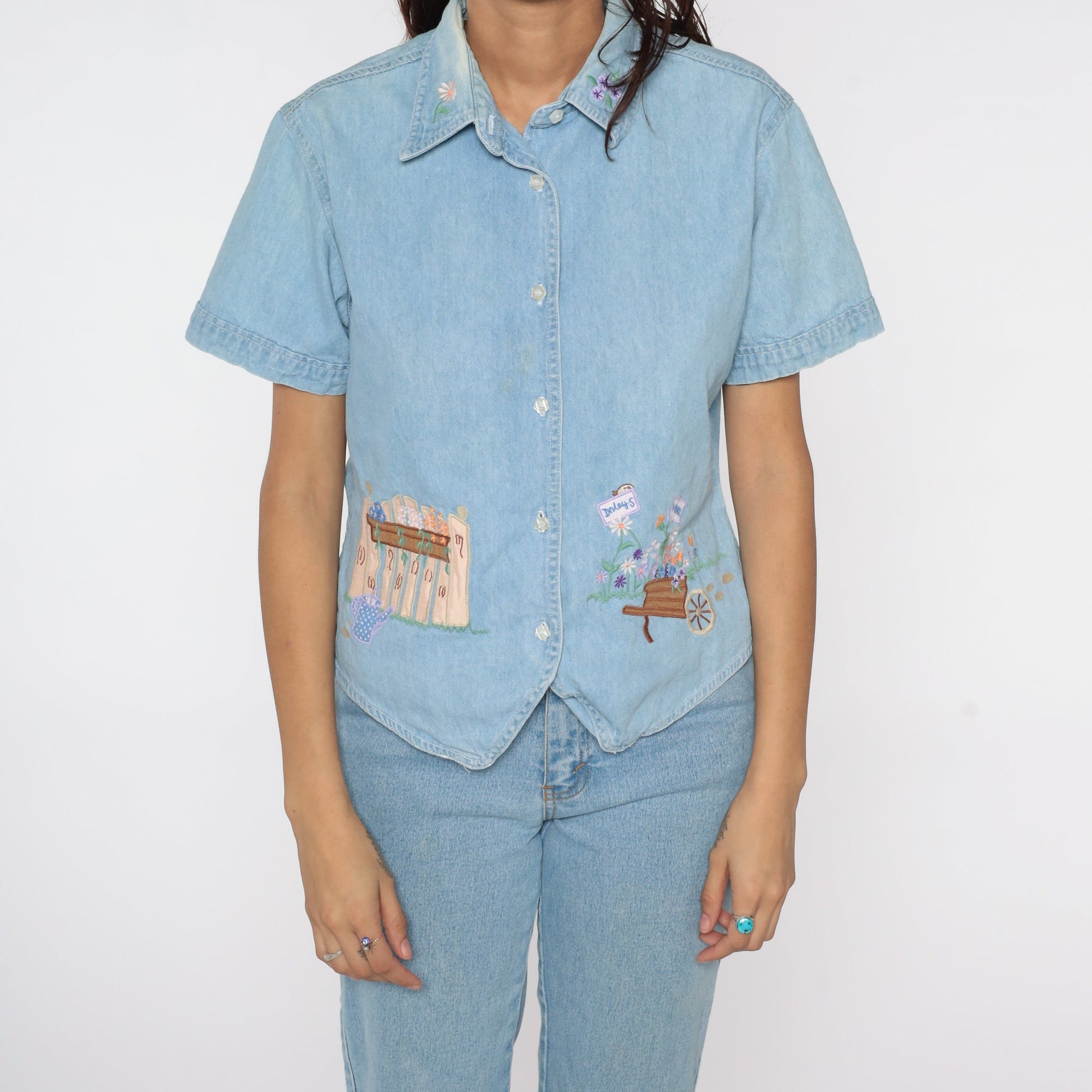 90s Bill Blass Floral Embroidered Denim Shirt Blue Cotton Button Down Medium