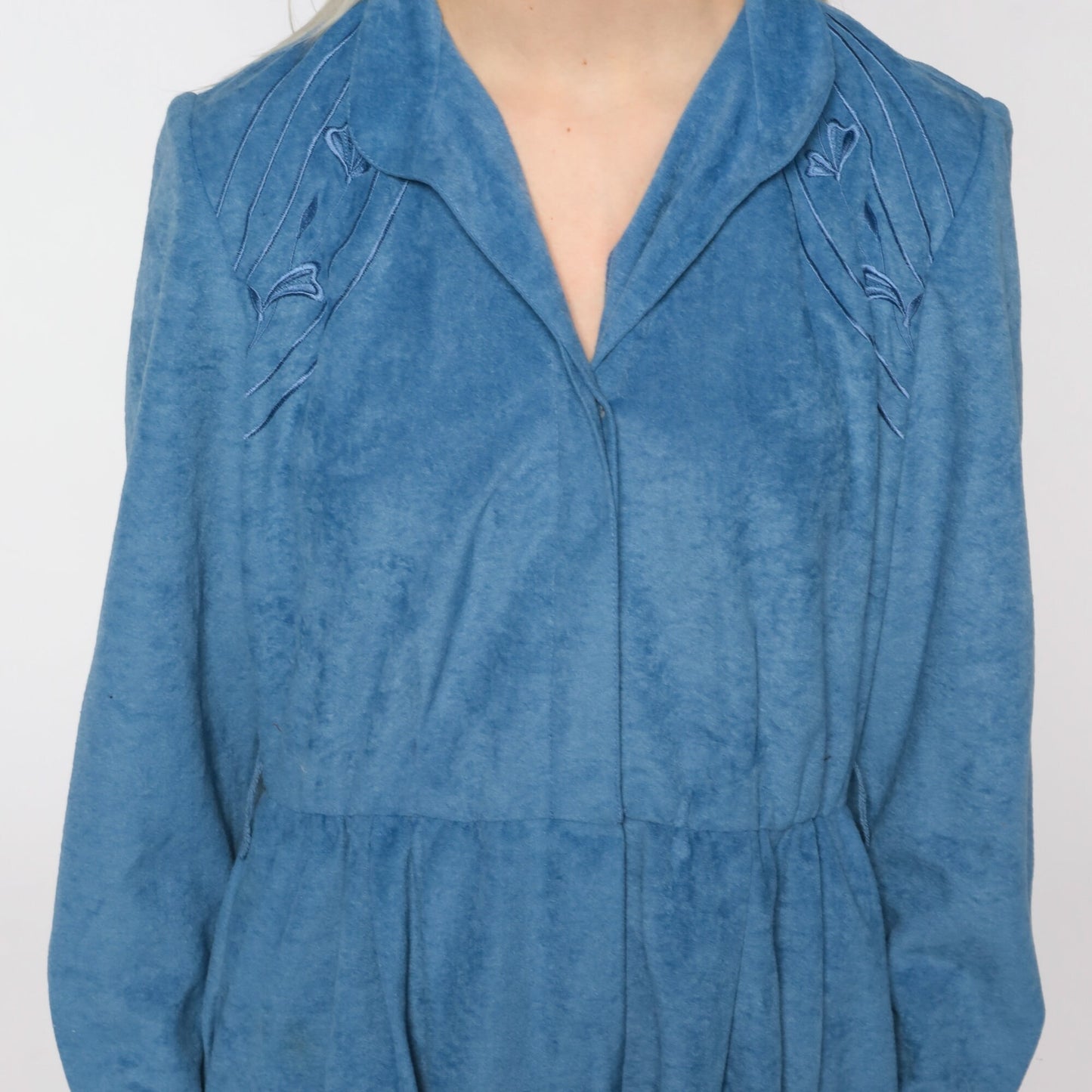 80s Blue Floral Embroidered Mini Shirtdress High Waist Button Up Long Sleeve Medium