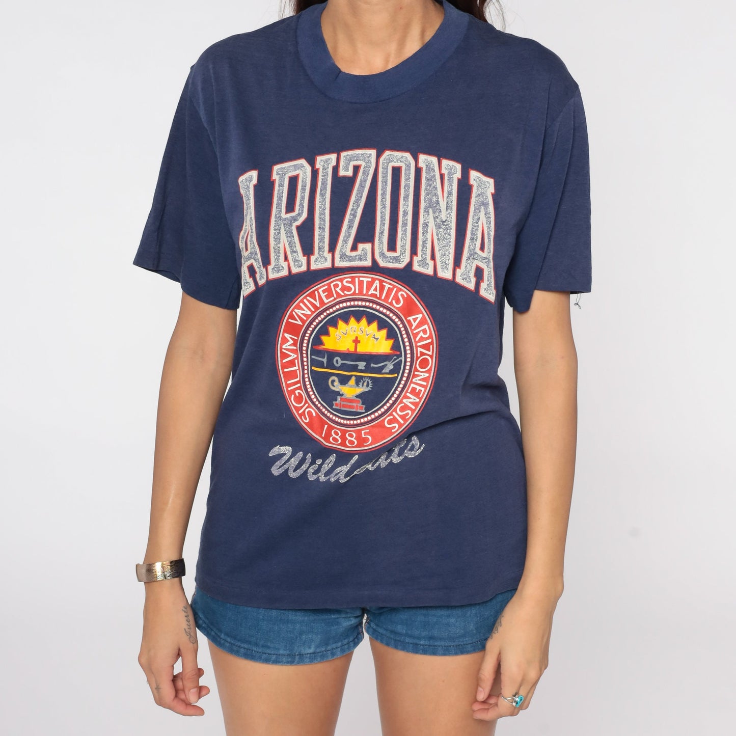 Arizona Wildcats University Football Tee 80s Graphic T-Shirt Medium