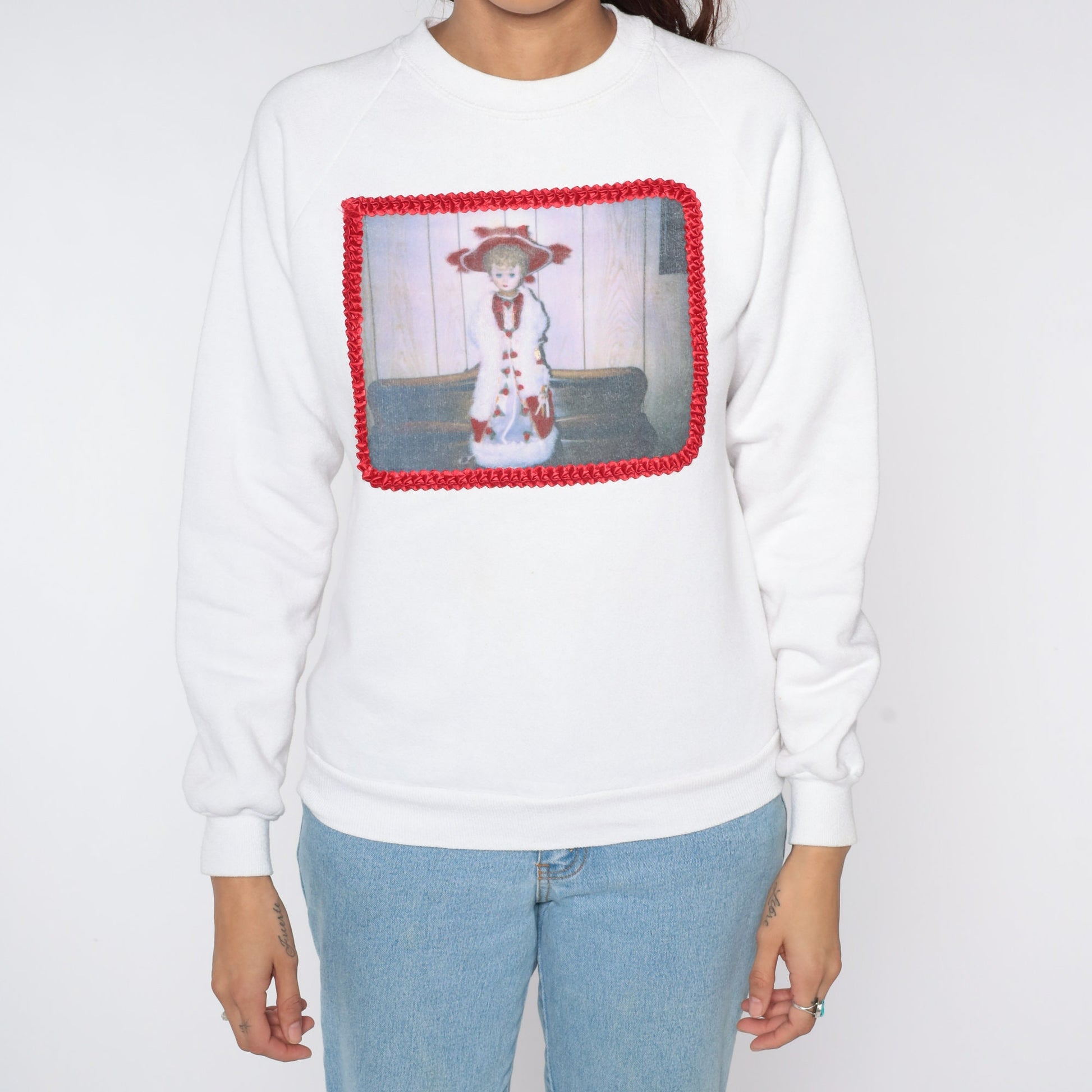 80s Gothic Sweatshirt Victorian Doll Print White Crewneck Small