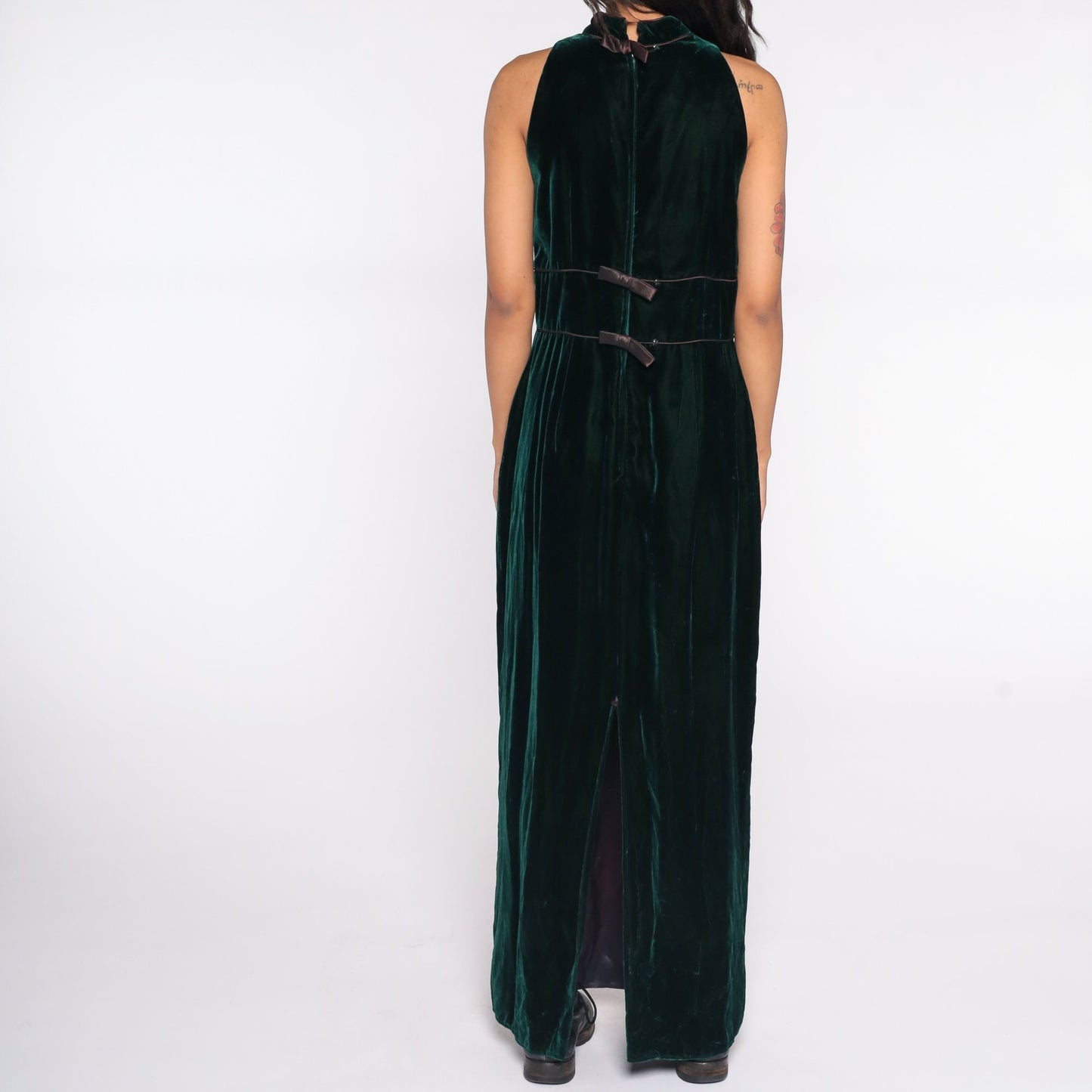 1970s Green Velvet Maxi Dress High Waist Bow Back Sleeveless Small Medium