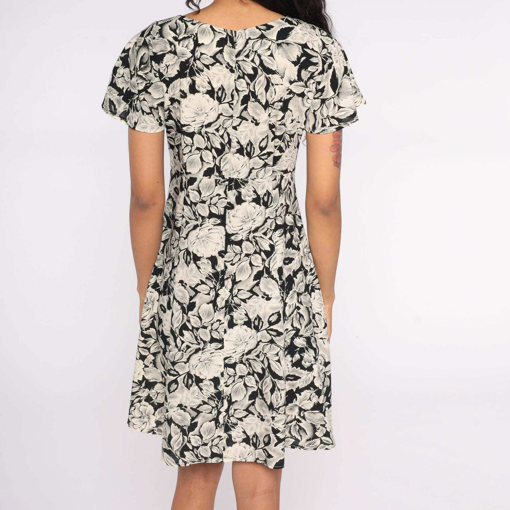 90s Floral Mini Dress Flutter Sleeve Black Off-White Empire Waist Small