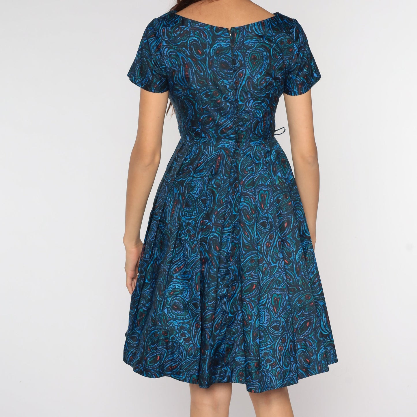 1960s Blue Paisley Pleated Midi Dress High Waist Short Sleeve Extra Small XS