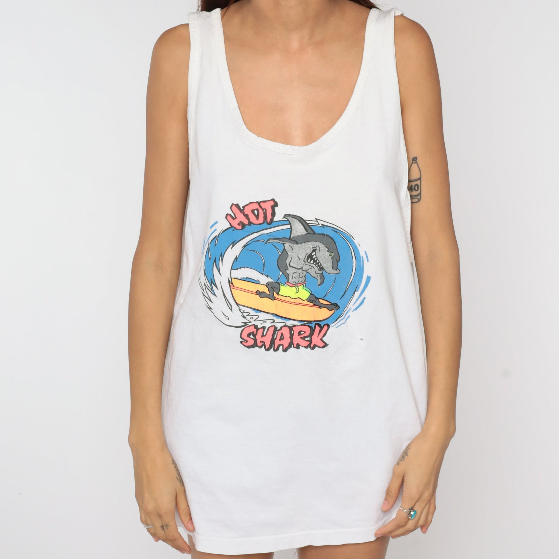 90s Hot Shark Surfing Graphic Tank Top White Extra Large XXL