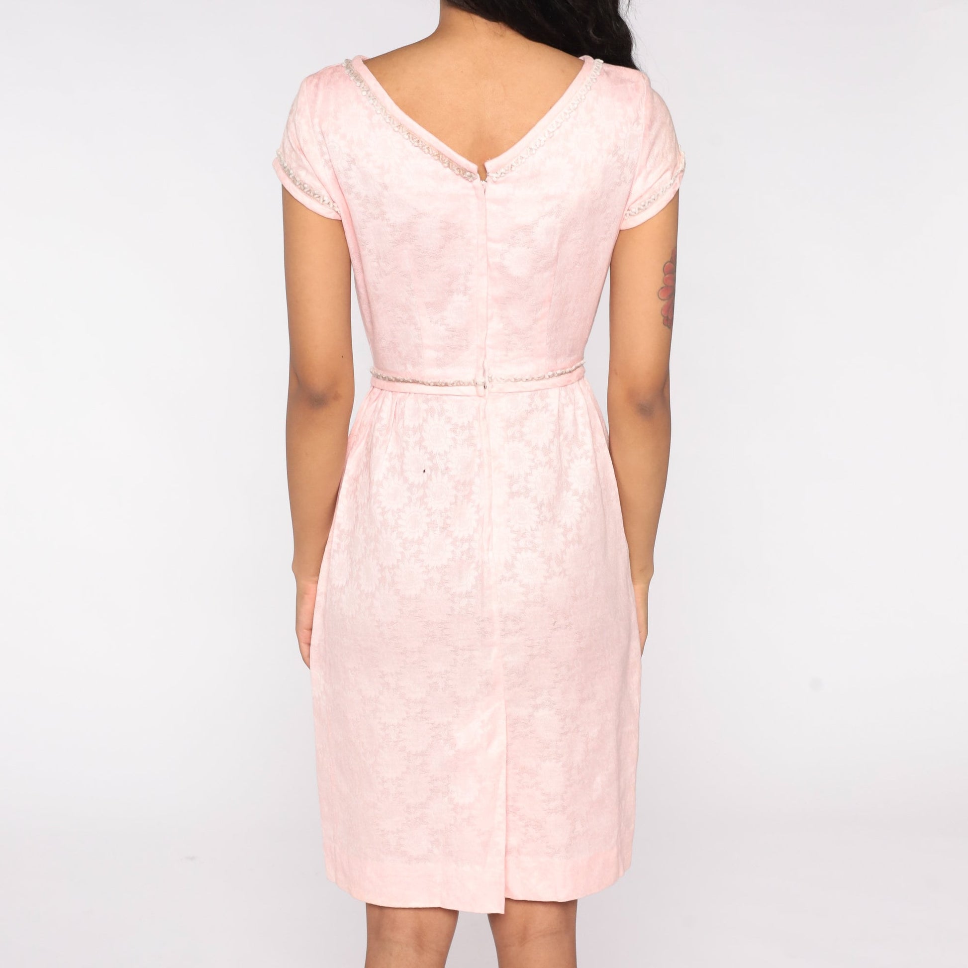 60s Baby Pink Floral Sheath Dress Cap Sleeve Knee Length Extra Small XS