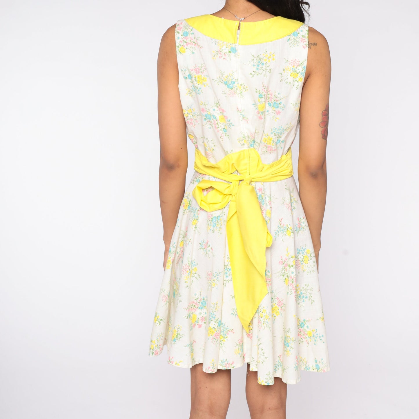60s Floral Mini Dress Yellow Empire Waist Sleeveless Calico Print Medium