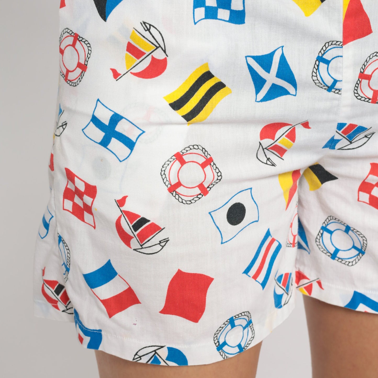 80s Nautical Print White Shorts Elastic Waist High Rise Small