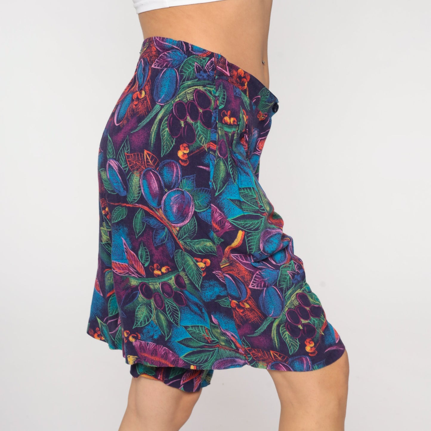 90s Fruit Leaf Print High-Waist Pleated Shorts Rayon Medium M