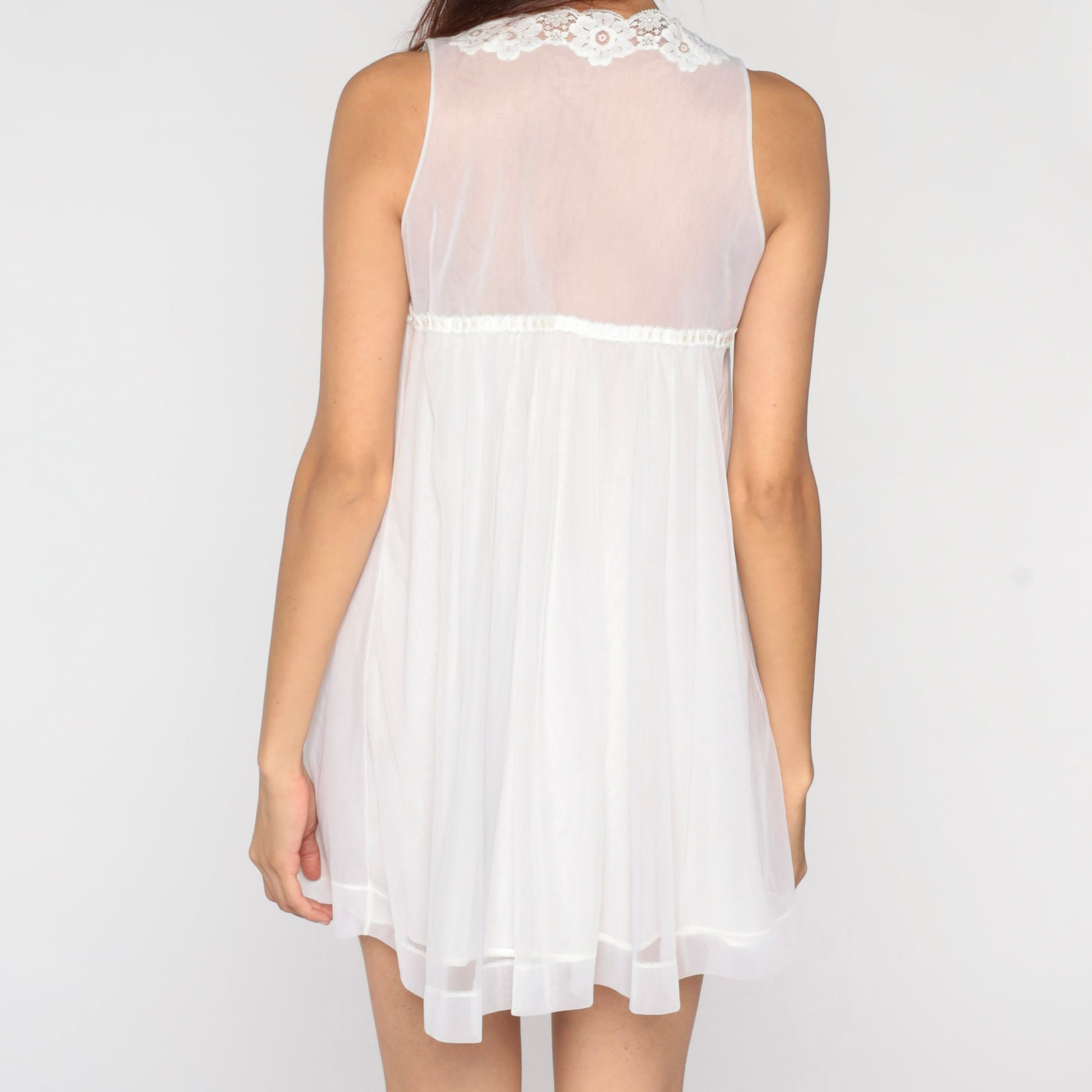 70s White Nylon Nightgown Mini Tent Cut Lace Trim Sleeveless Medium