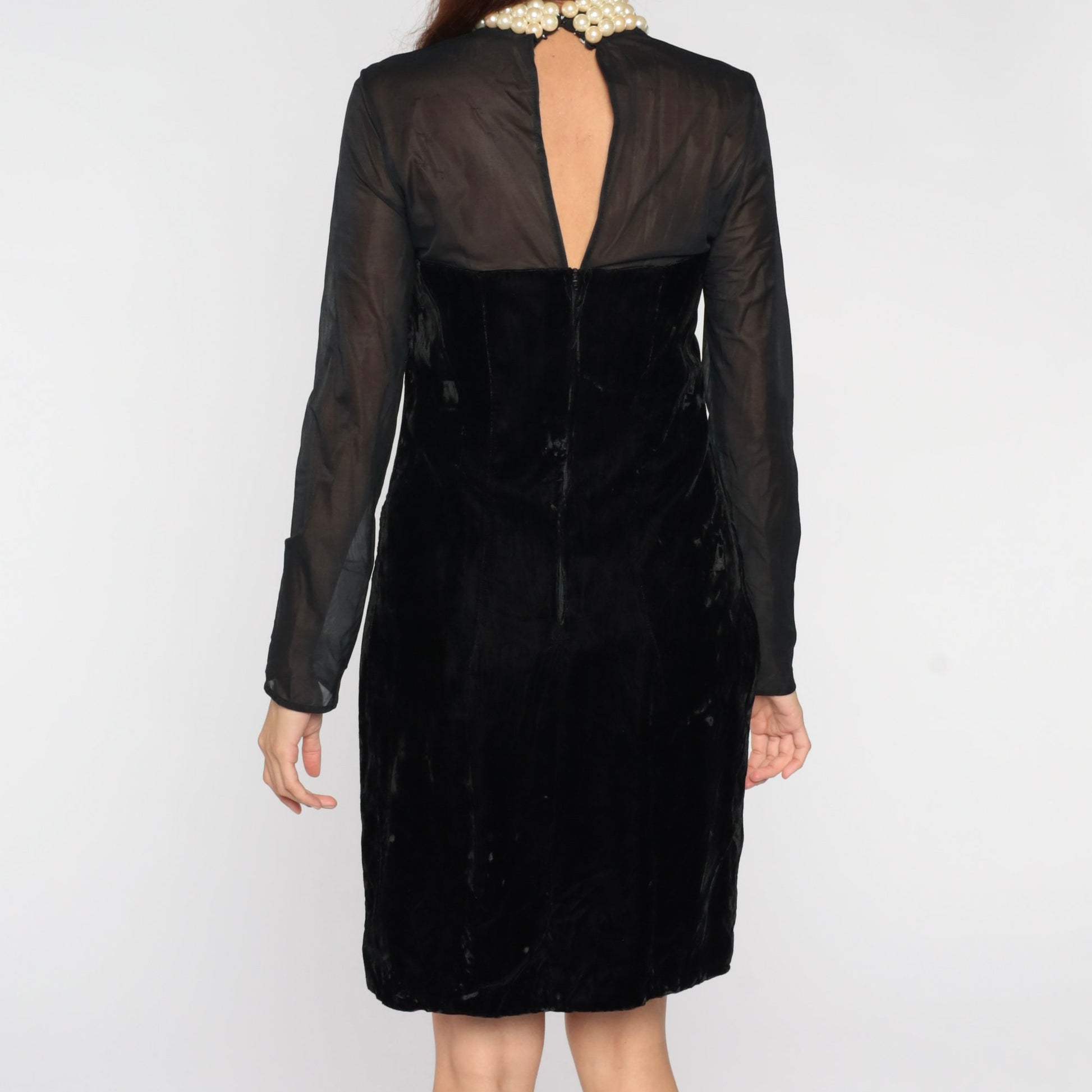 80s Black Velvet Beaded Sweetheart Dress Illusion Neckline Sheath Cocktail Medium
