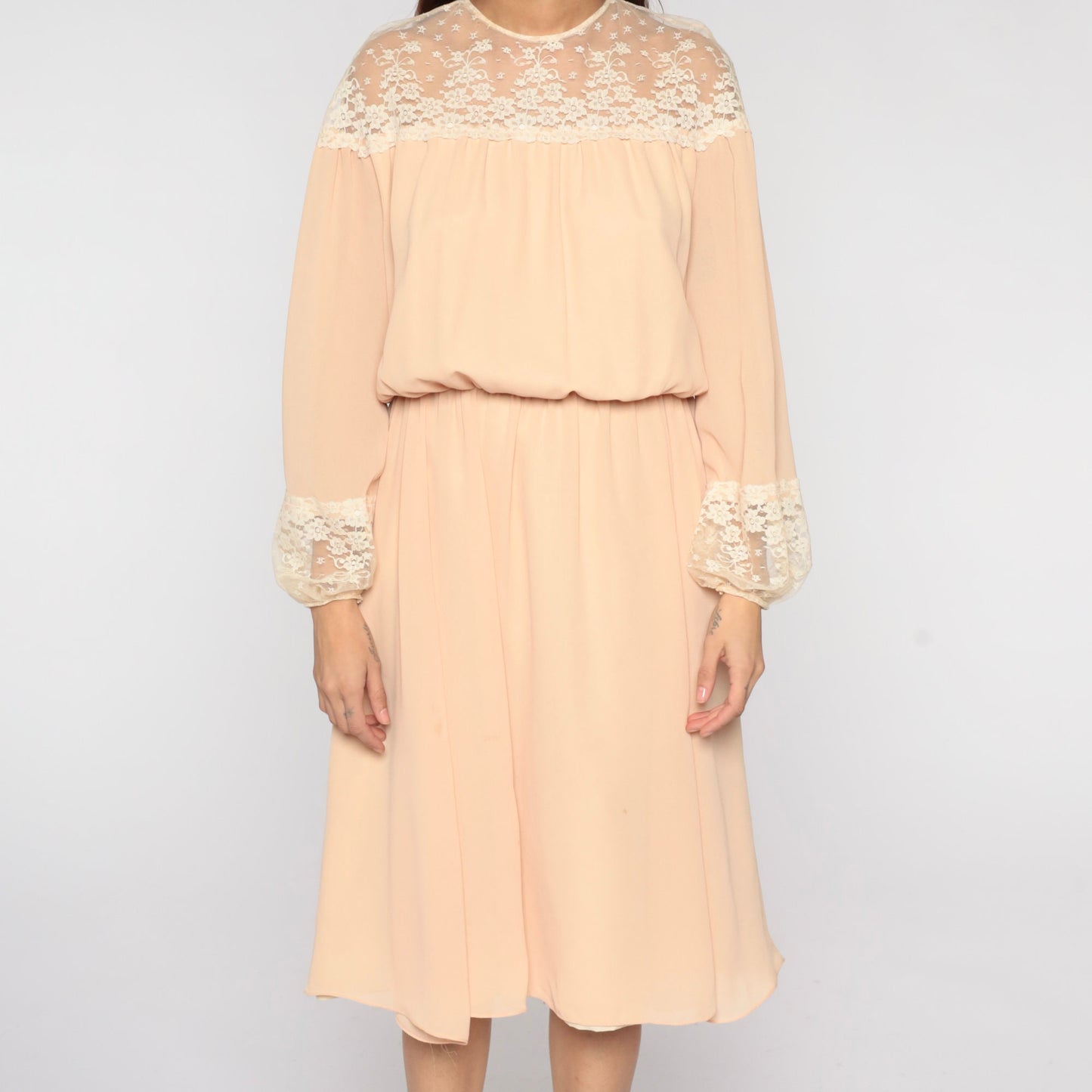 70s Peach Lace Midi Dress Illusion Neckline Long Sleeve High Waist Medium