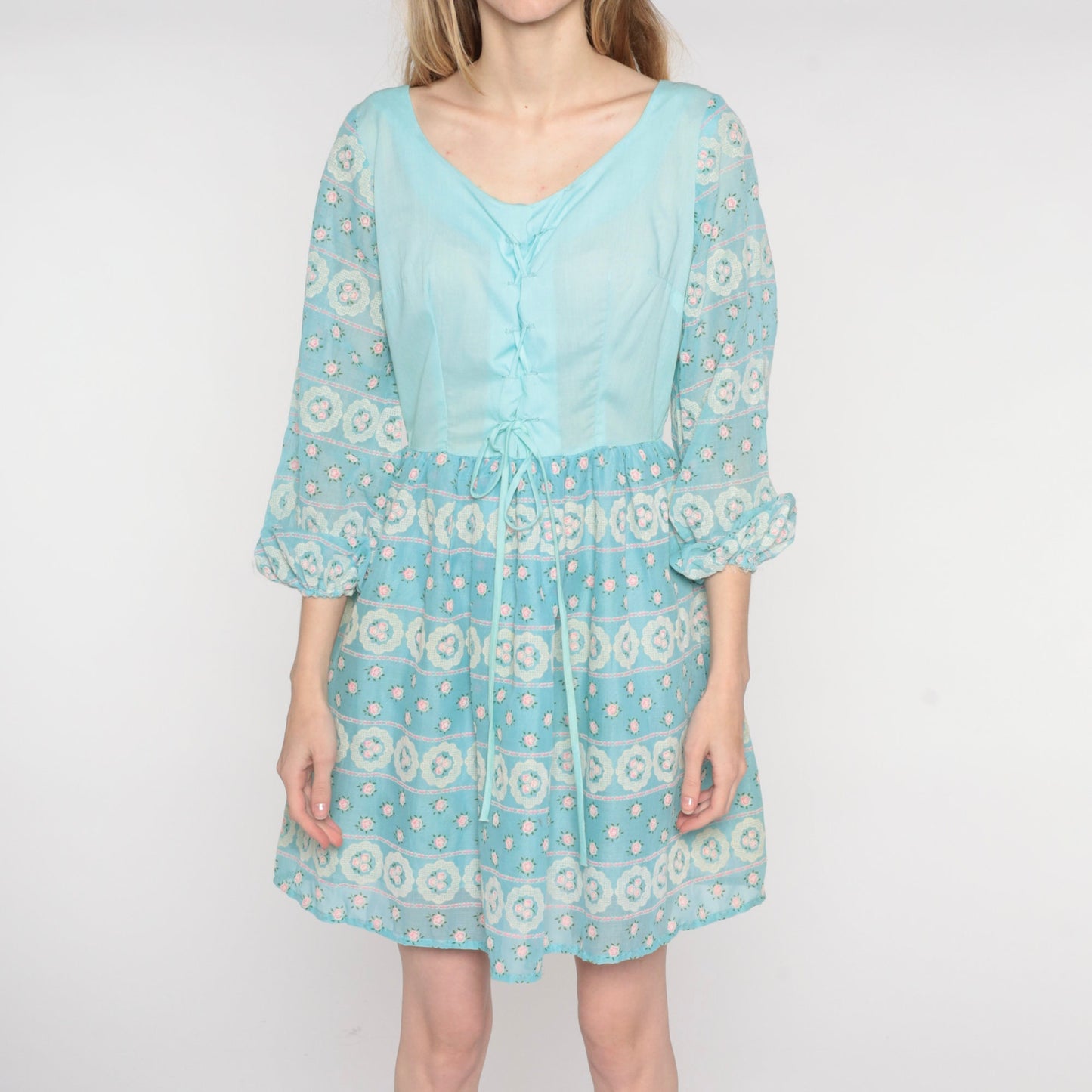 70s Baby Blue Floral Mini Dress Peasant Sleeves Lace-Up Bodice Medium