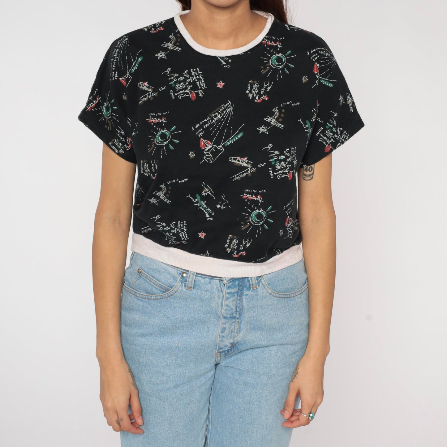 90s Sailboat Nautical Crop Top Black Graphic T-Shirt Small S