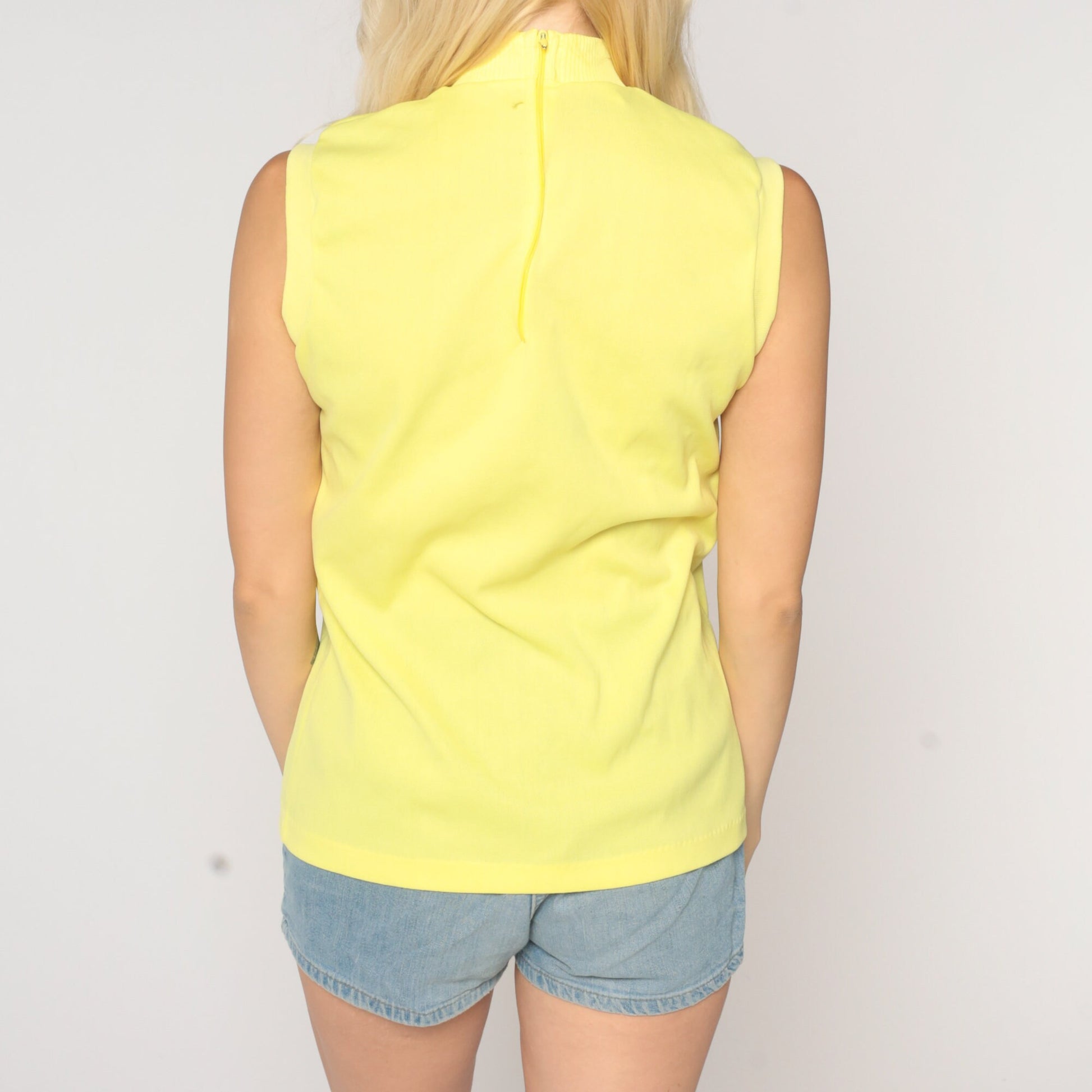 70s Yellow Sleeveless Mock Neck Tank Top Polyester Medium