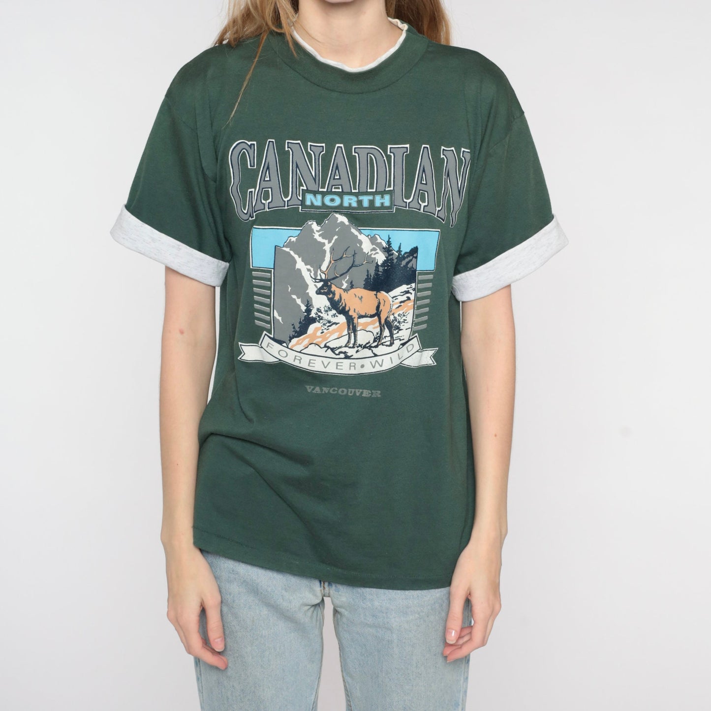 90s Canadian North Vancouver Wildlife Elk Graphic Tee Green Medium