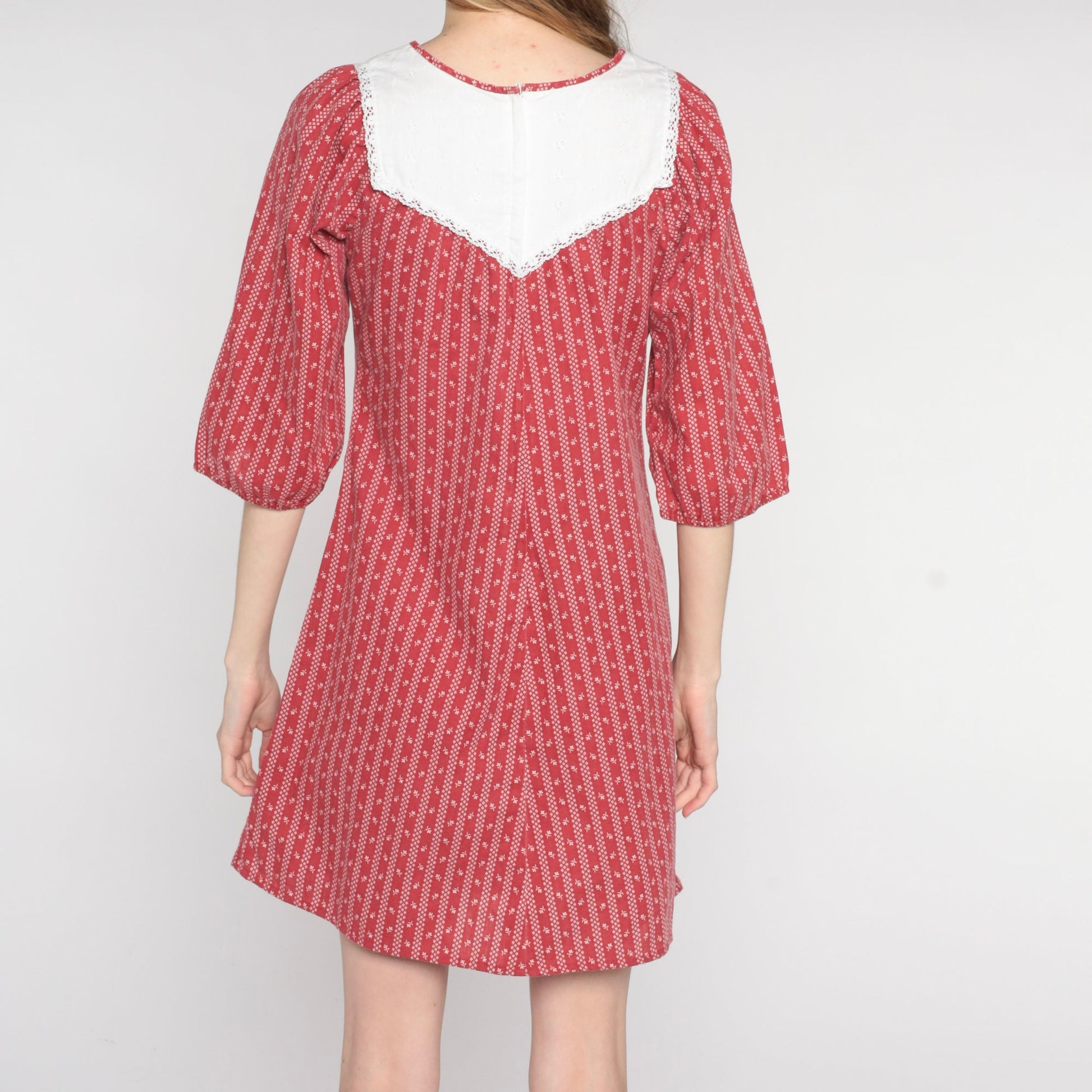 70s Red Floral Striped Mini Dress Lace Bib Peasant Short Sleeve Small