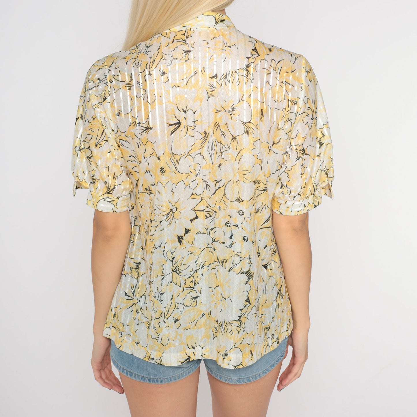 70s Yellow Floral Ascot Blouse Short Sleeve Necktie Top Small S
