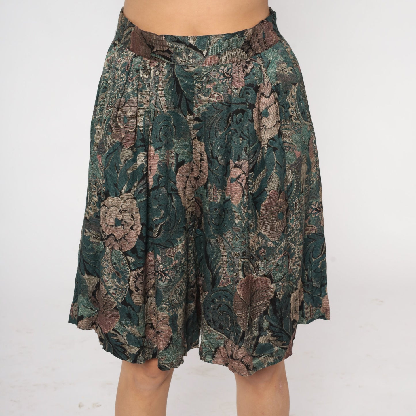 90s Floral Tapestry Pleated Shorts High Waist Wide Leg Medium M