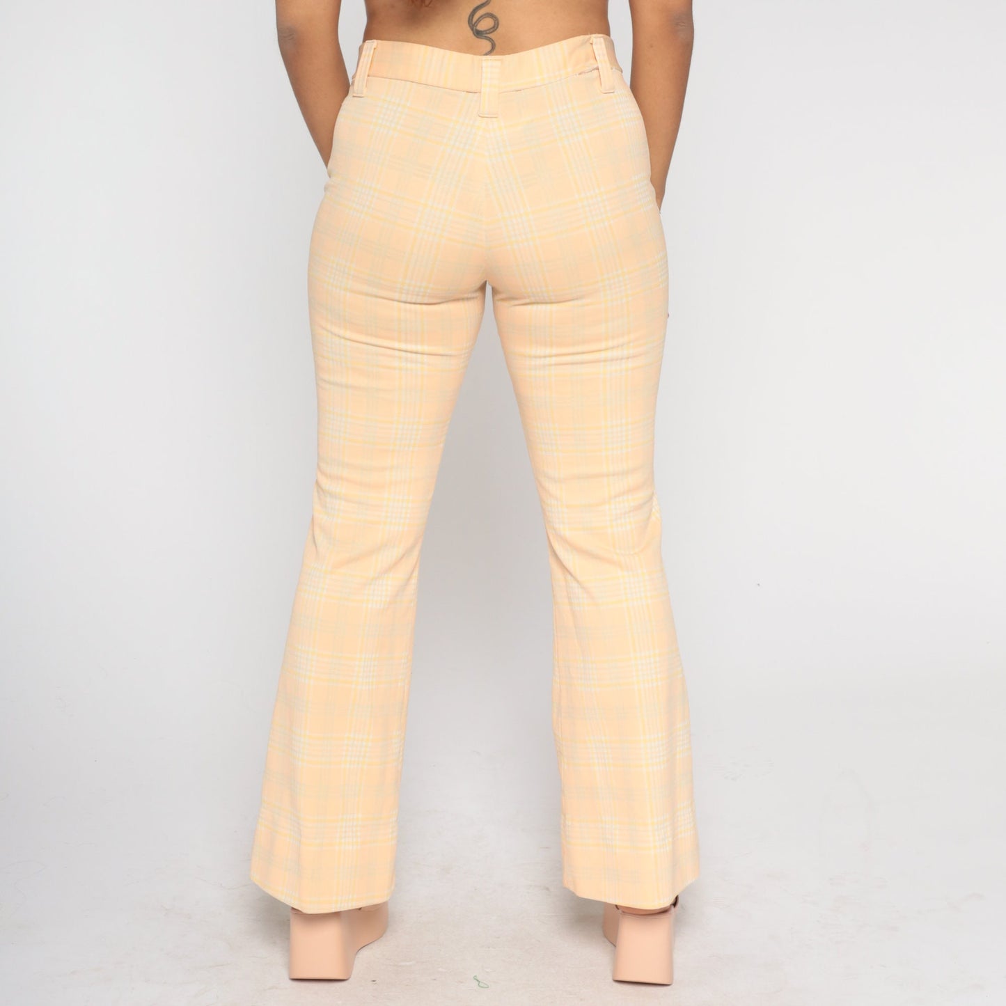 70s Peach Plaid High-Waisted Flared Trousers Medium M