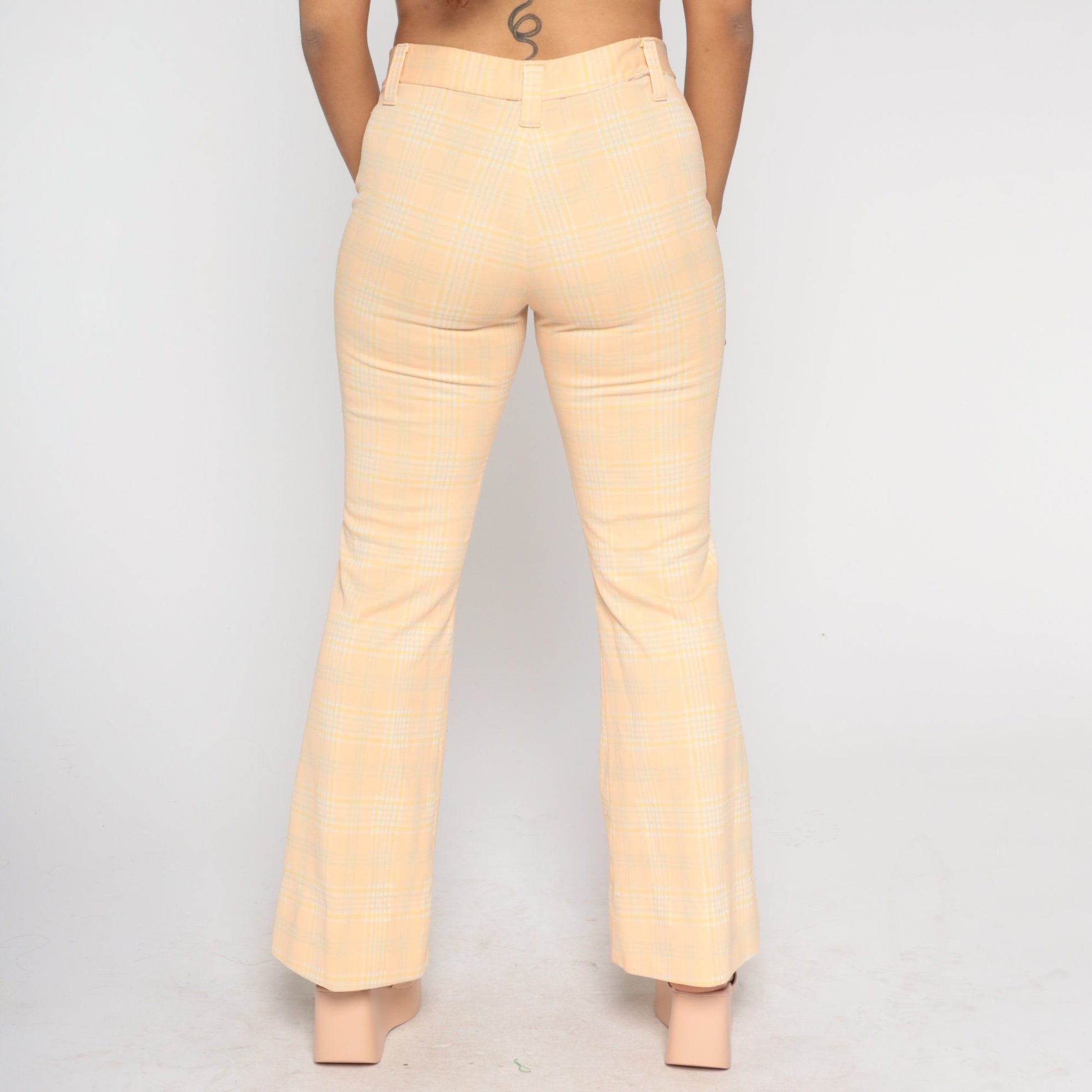 70s Peach Plaid High-Waisted Flared Trousers Medium M