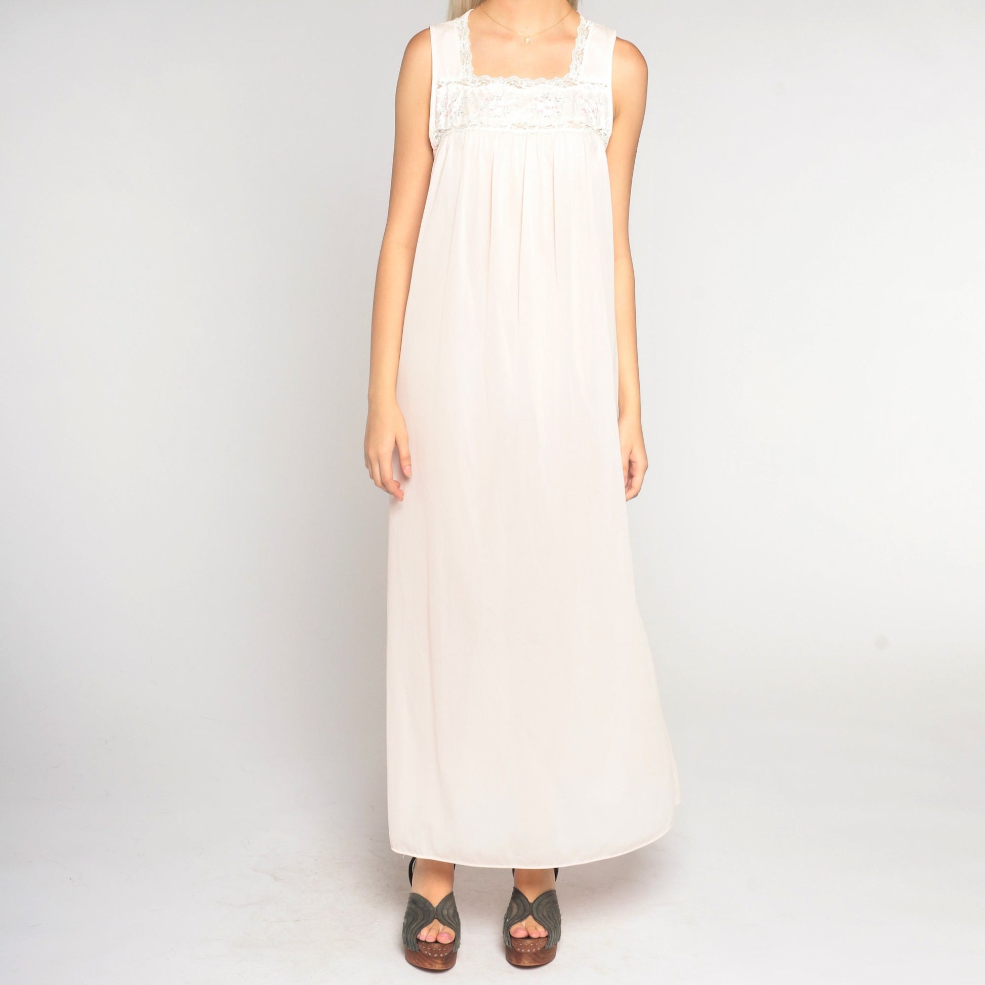 90s Light Pink Nylon Maxi Nightgown Lace Bib Sleeveless Small