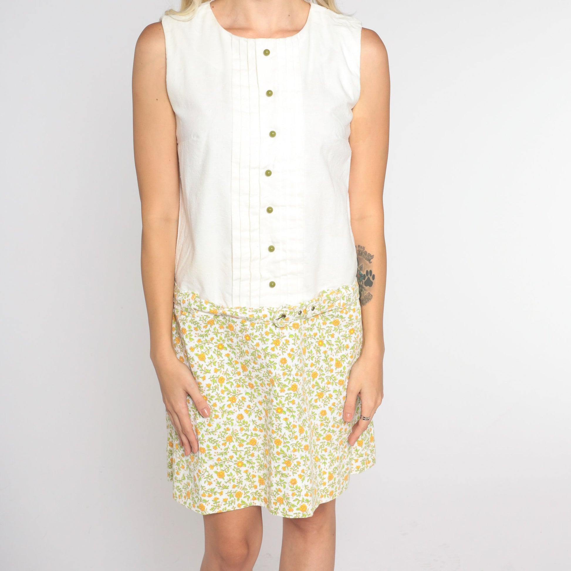 60s Mod Mini Dress White Floral Drop Waist Sleeveless Shift Small