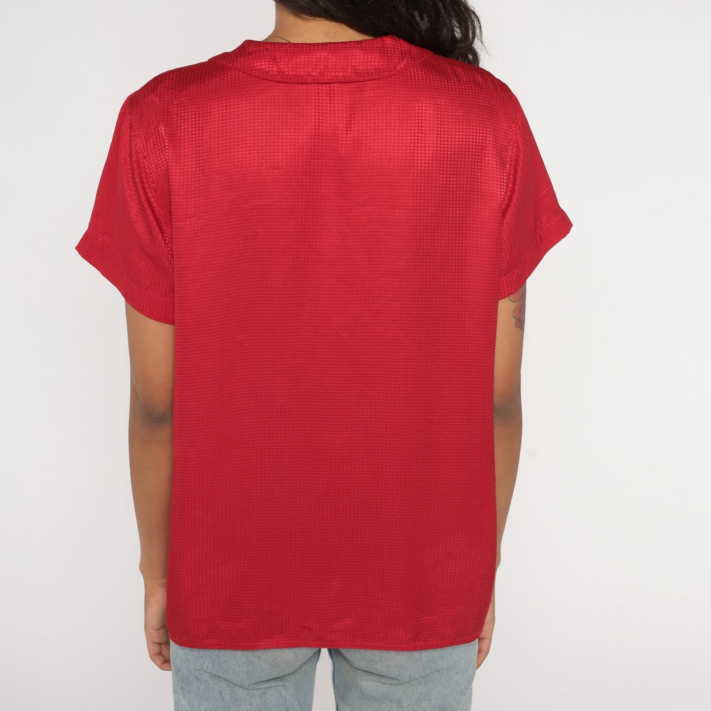 90s Red Shiny Embossed Button-Up Blouse Short Sleeve Collared Shirt Large L