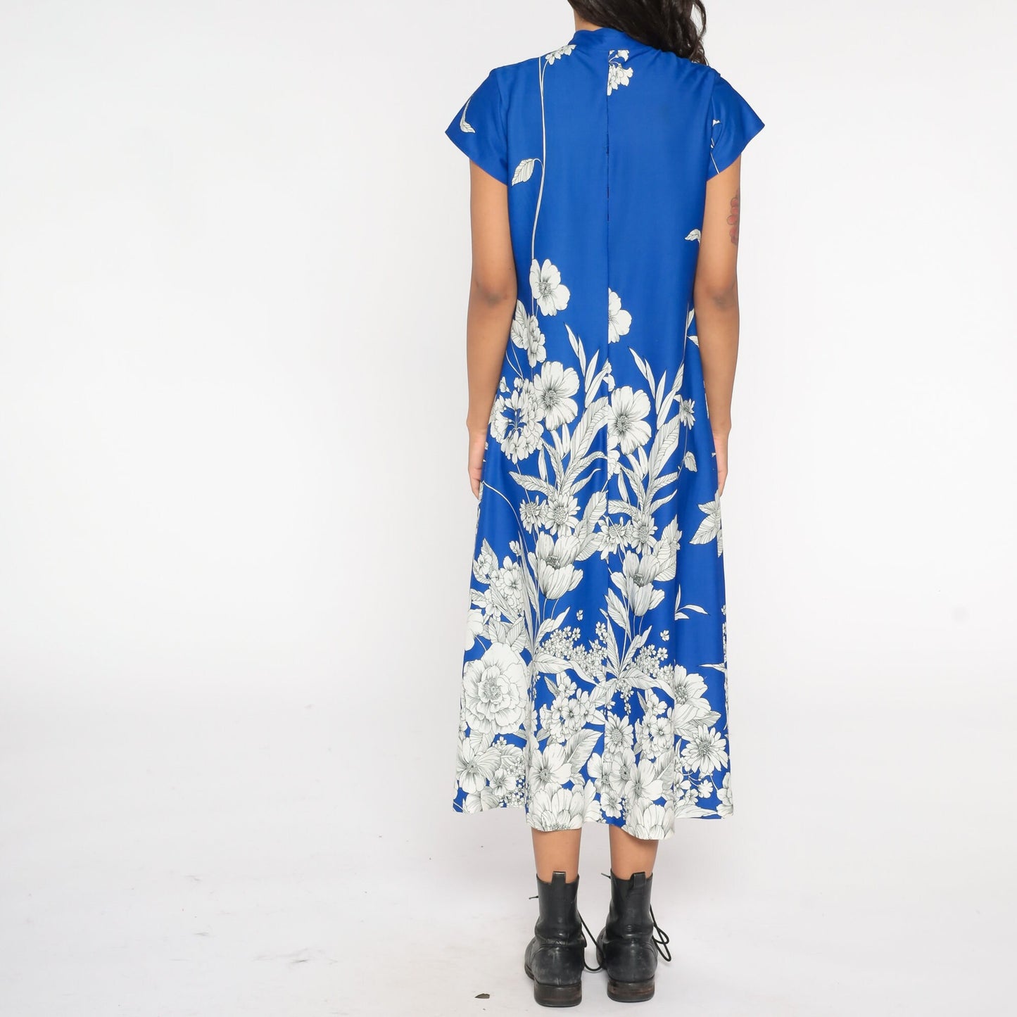70s Blue Floral Maxi Dress Cap Sleeve Mandarin Collar Keyhole Medium