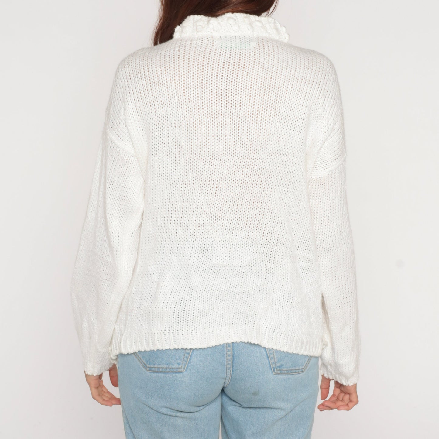 90s White Floral Brocade Knit Sweater Mock Neck Scalloped Crochet Trim Medium