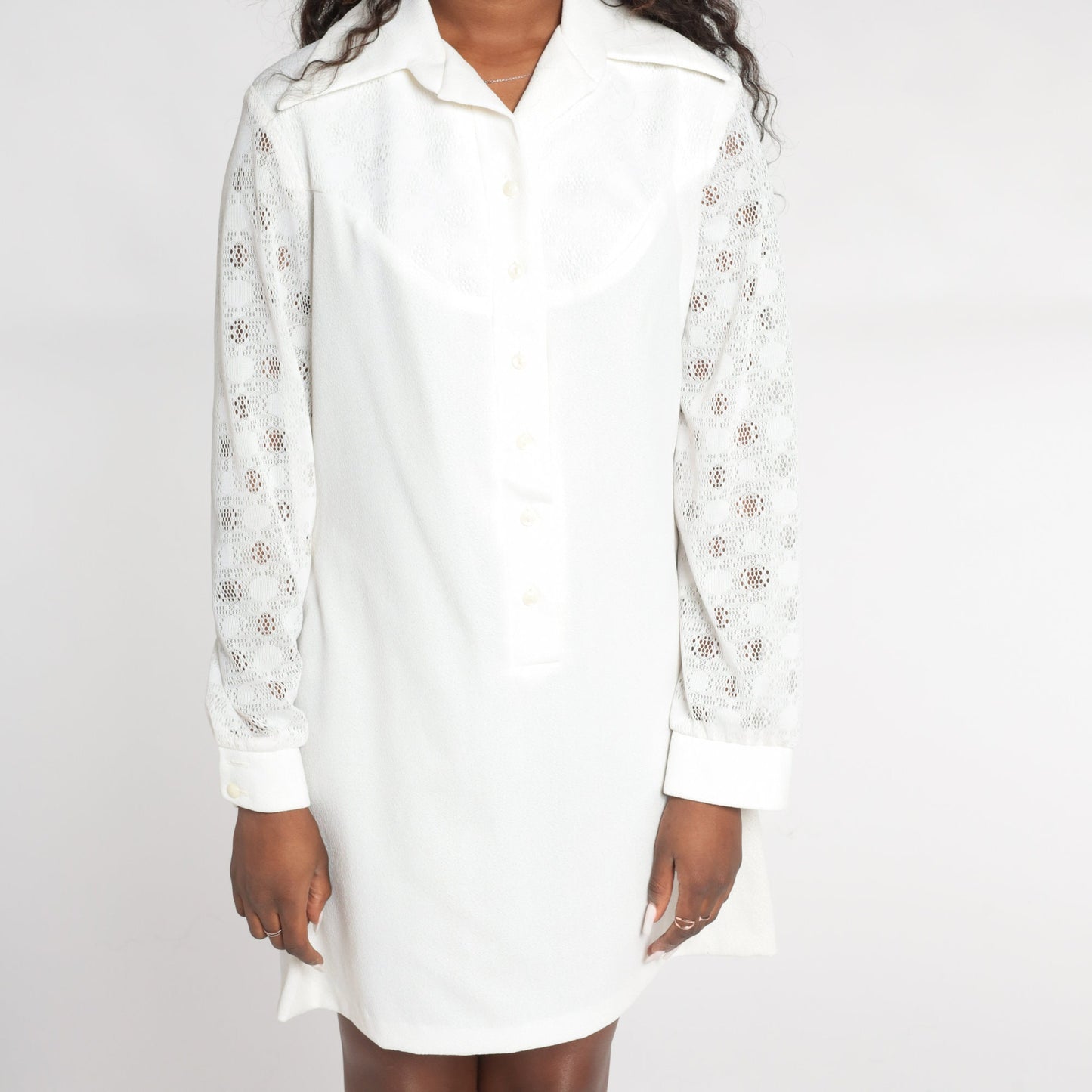 70s White Mini Shift Dress Dagger Collar Long Sleeve Button-Up Medium M
