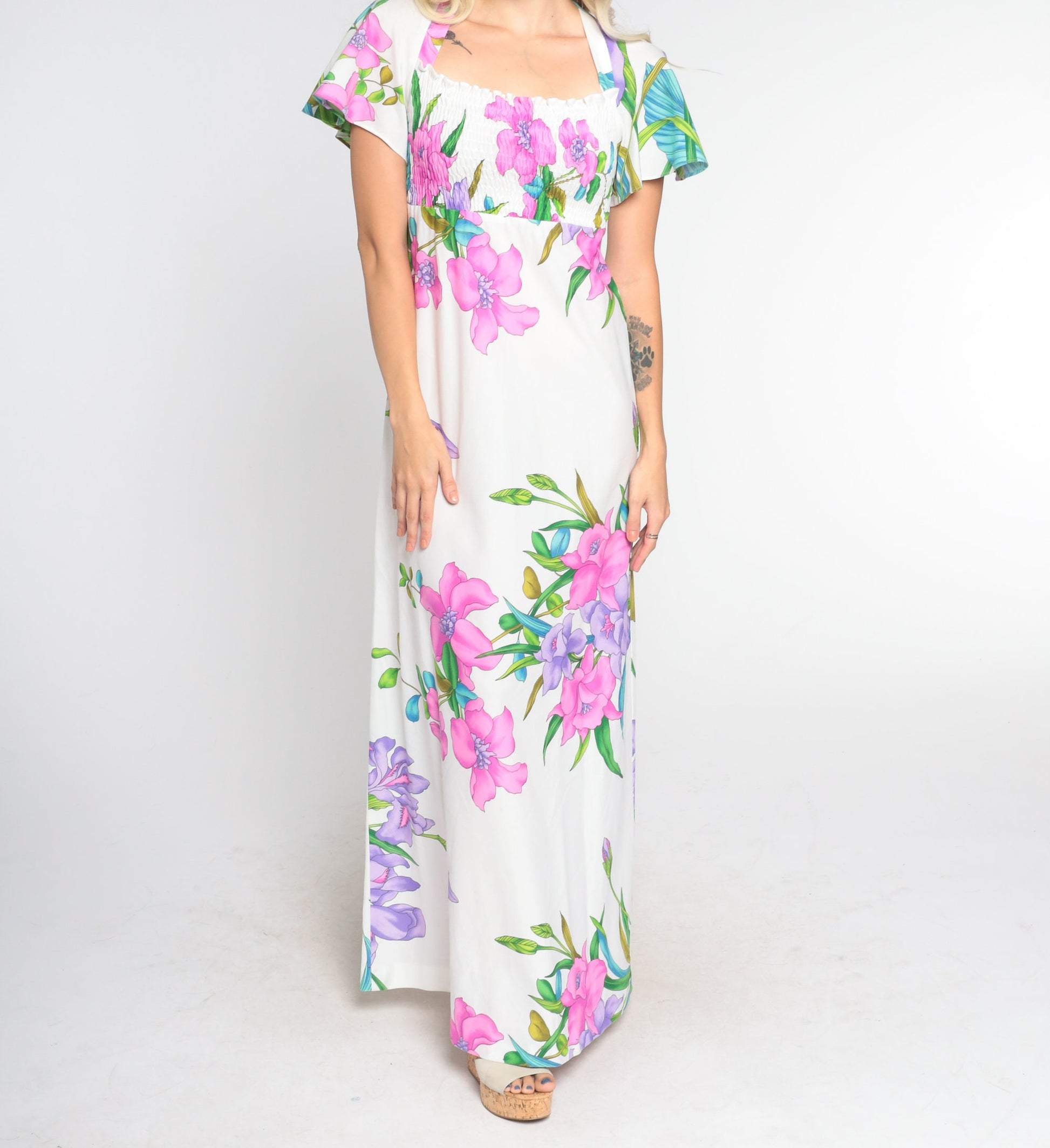 70s Tropical Floral White Maxi Dress Smocked Flutter Sleeve Empire Waist Small Medium