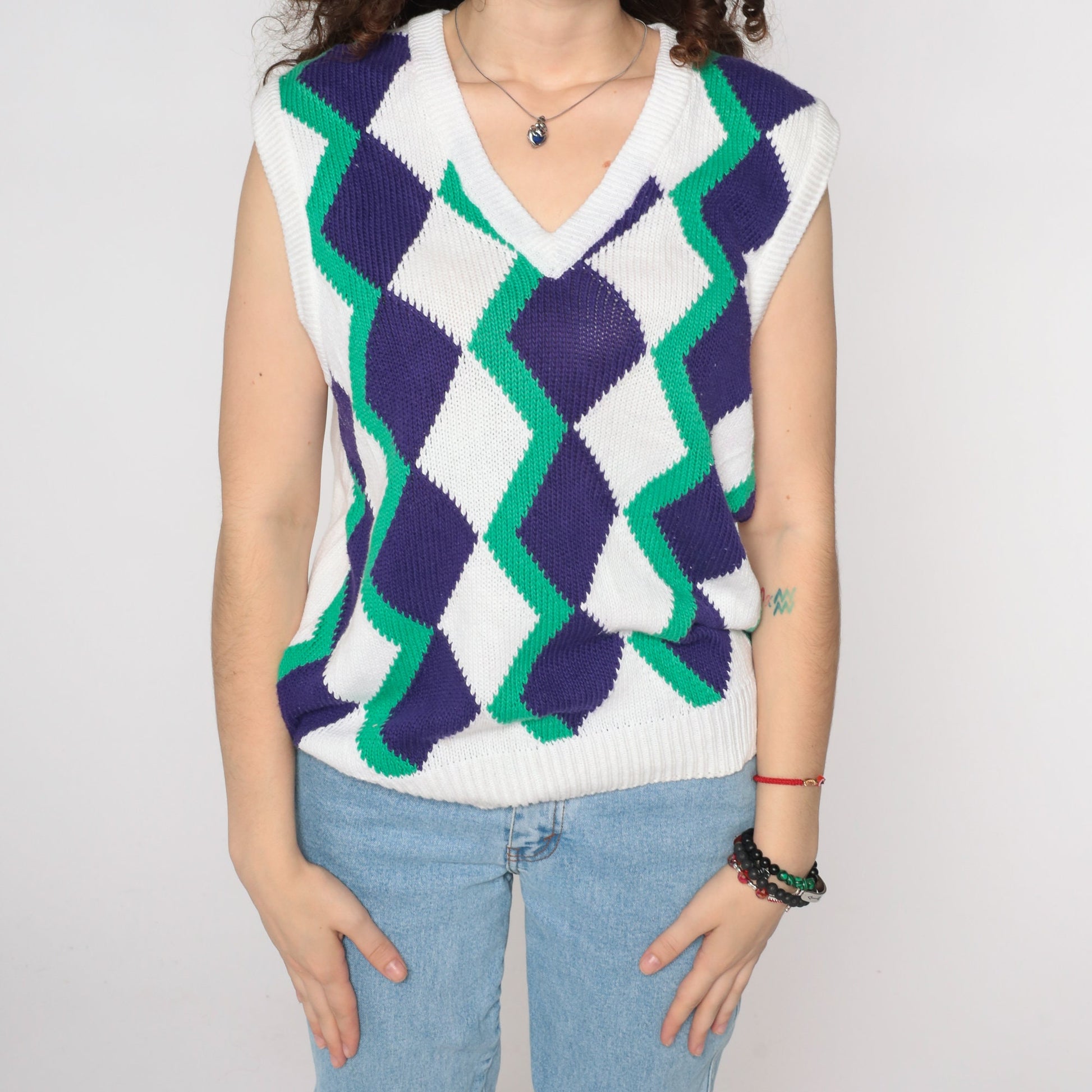 90s Geometric Diamond Sweater Vest White V-Neck Sleeveless Knit Large