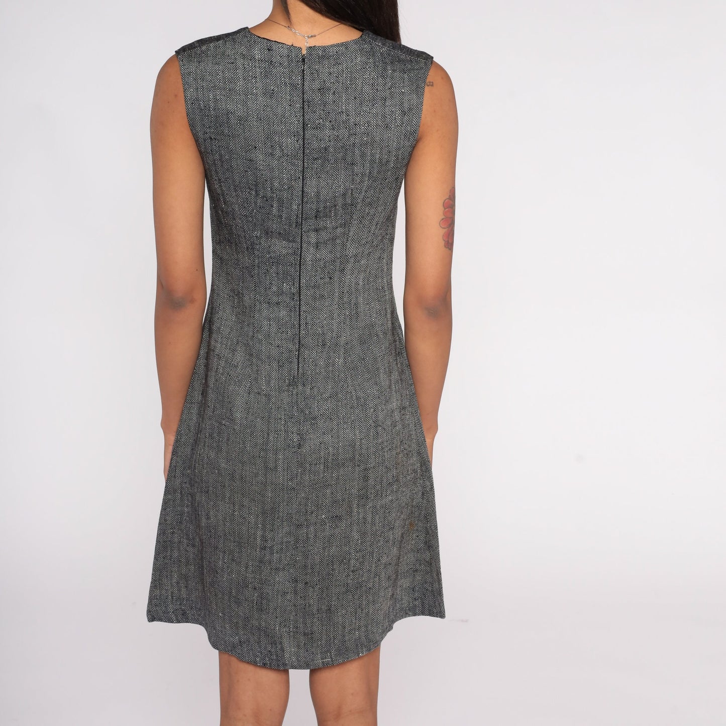 60s Grey Twill Shift Dress V Neck Sleeveless Mini Small S