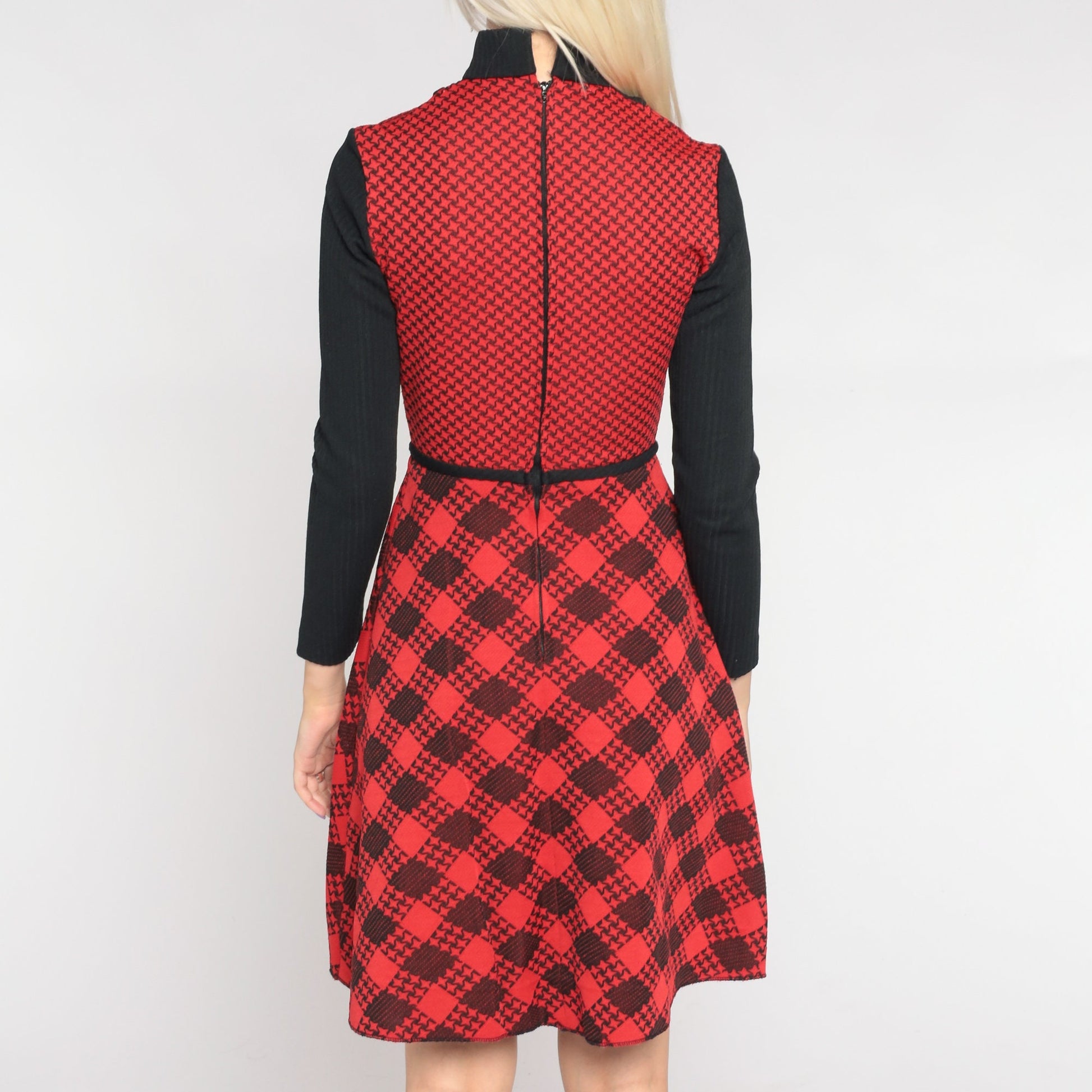 70s Red Checkered Mini Dress Black Turtleneck Attached Sleeves Extra Small