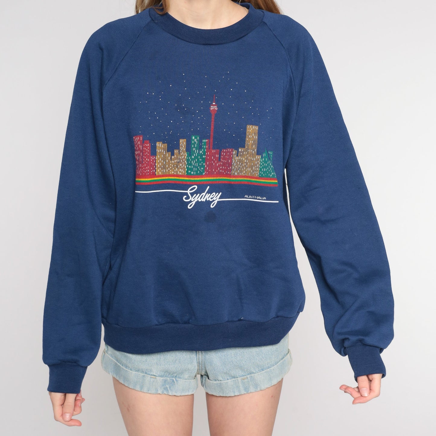 00s Sydney Australia Skyline Graphic Sweatshirt Navy Raglan Crewneck Small