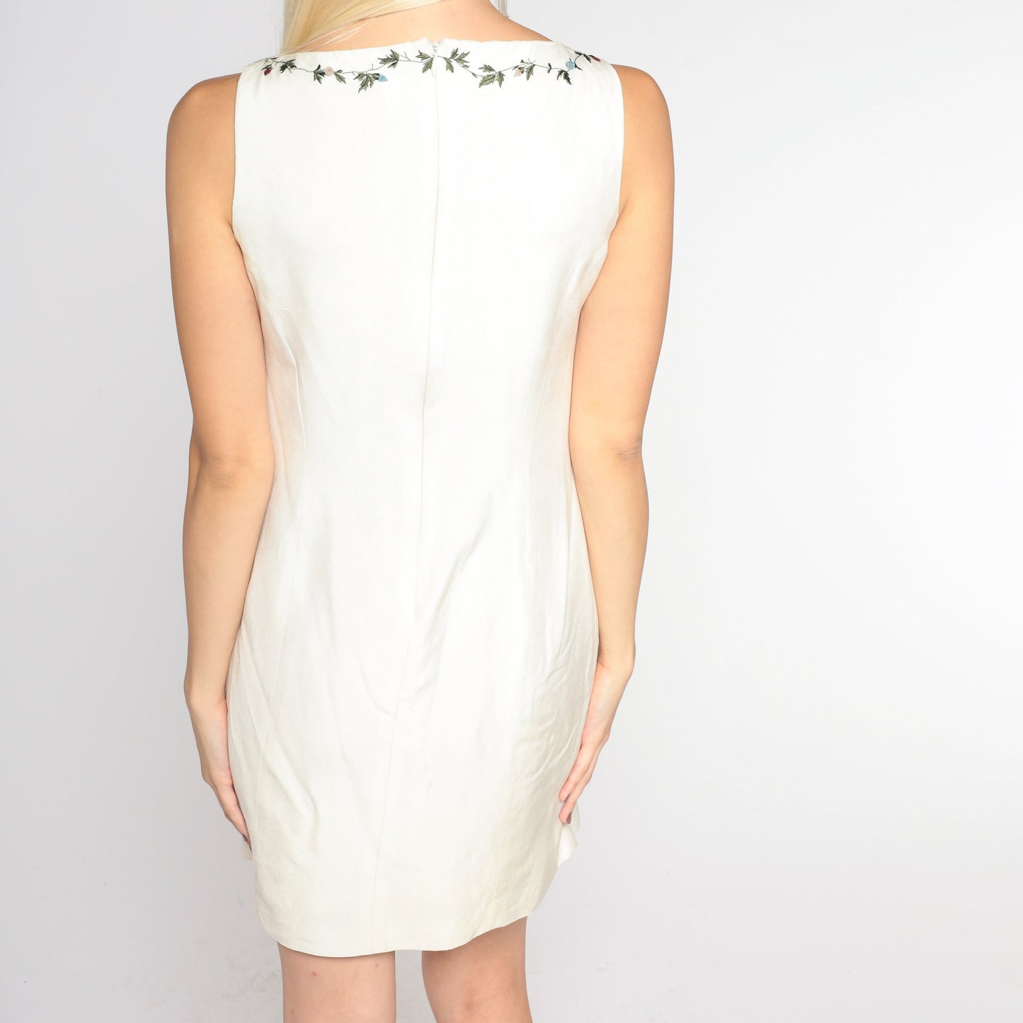 00s Ann Taylor White Silk Mini Dress Floral Embroidered Sleeveless Shift Extra Small XS