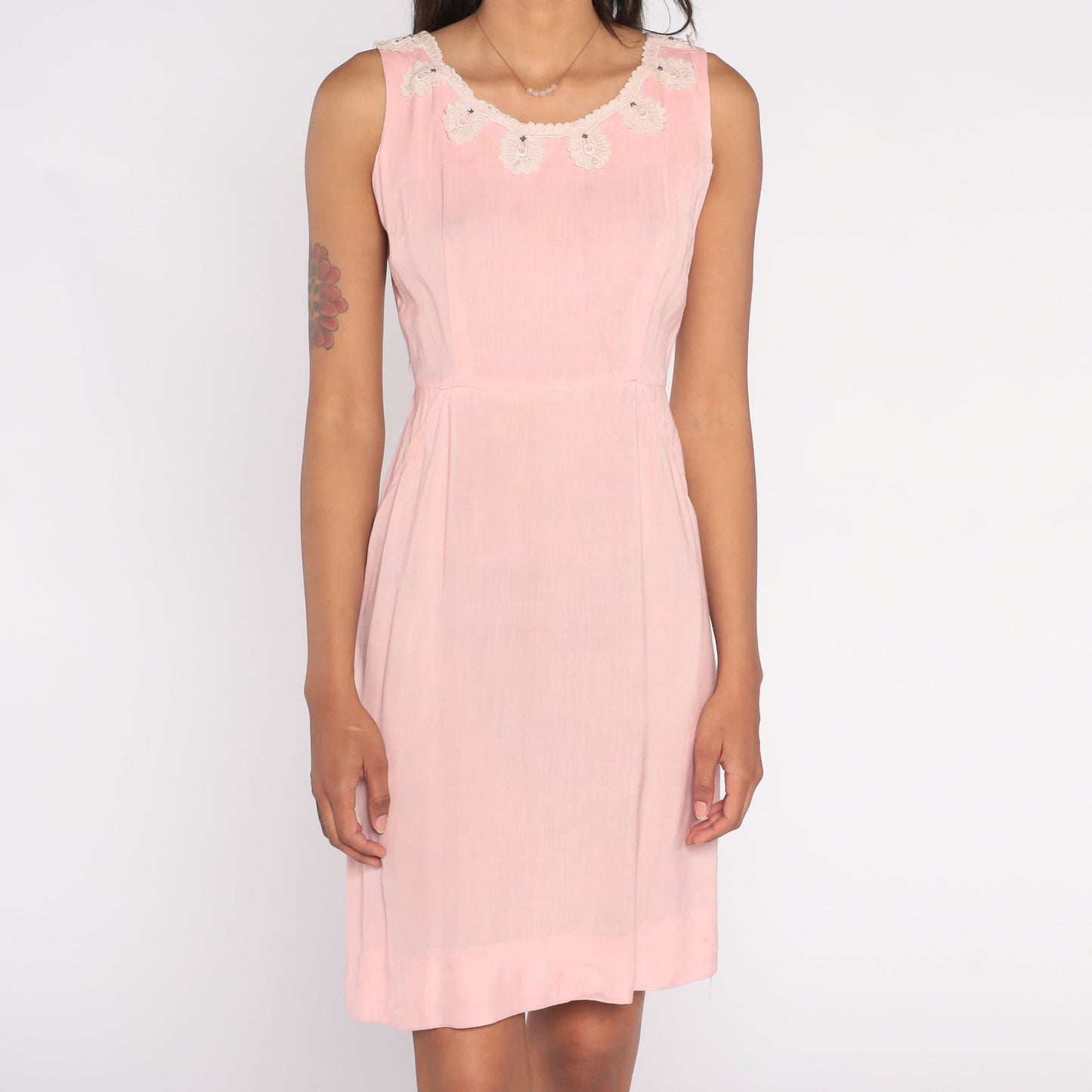 60s Pink Beaded Lace Trim Sheath Mini Dress Sleeveless Extra Small XS