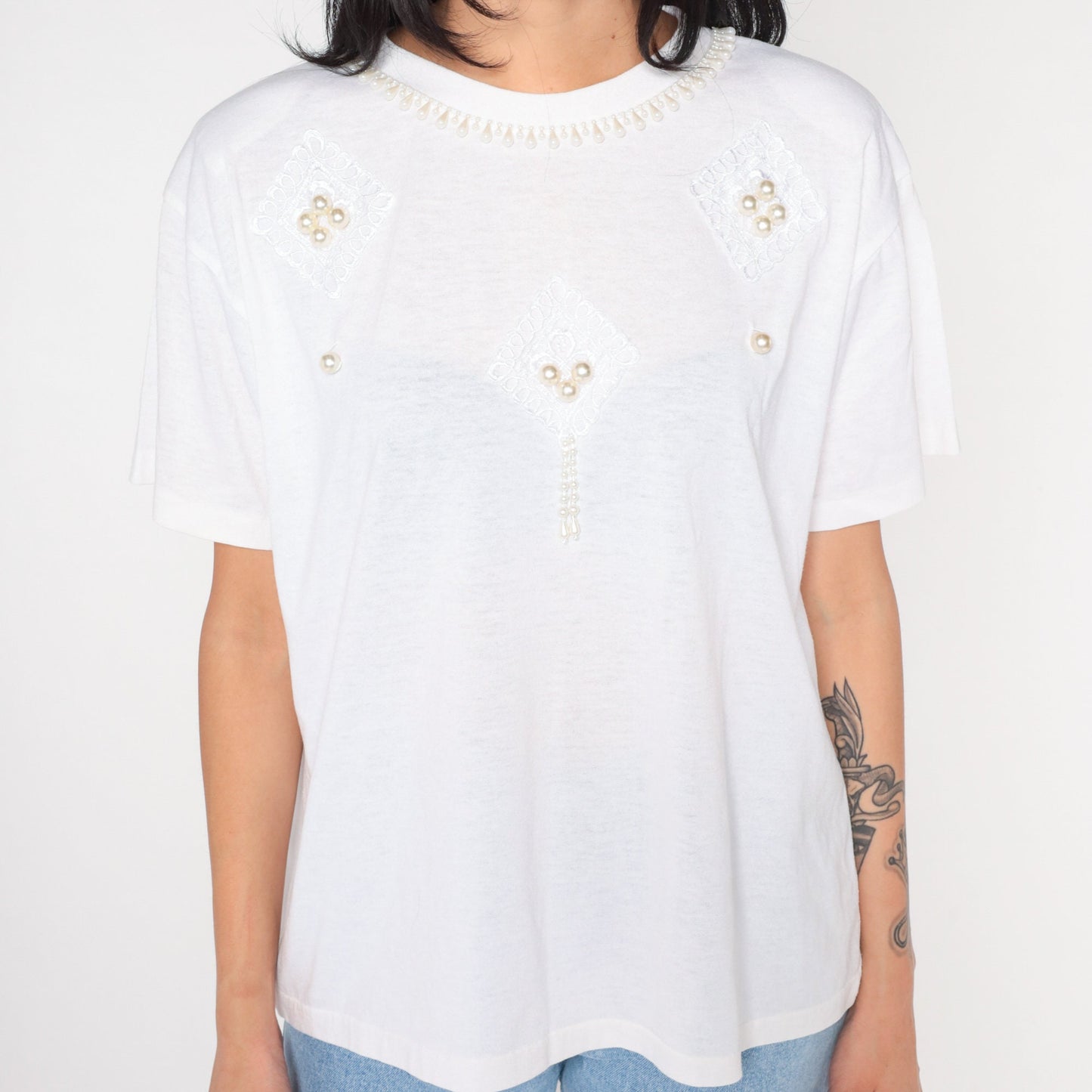 90s Pearl Beaded White T-Shirt Embroidered Graphic Tee Medium