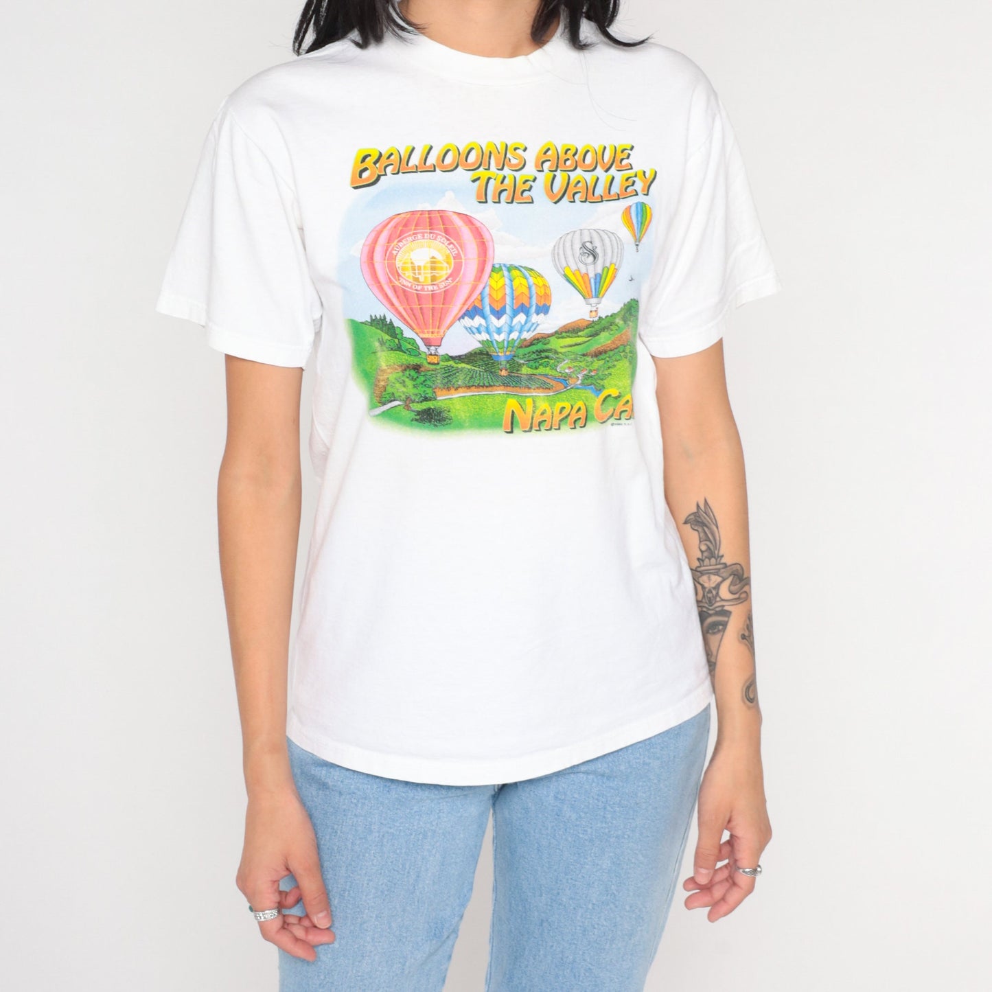 90s Balloons Above the Valley Hot Air Balloon Graphic Tee White Small