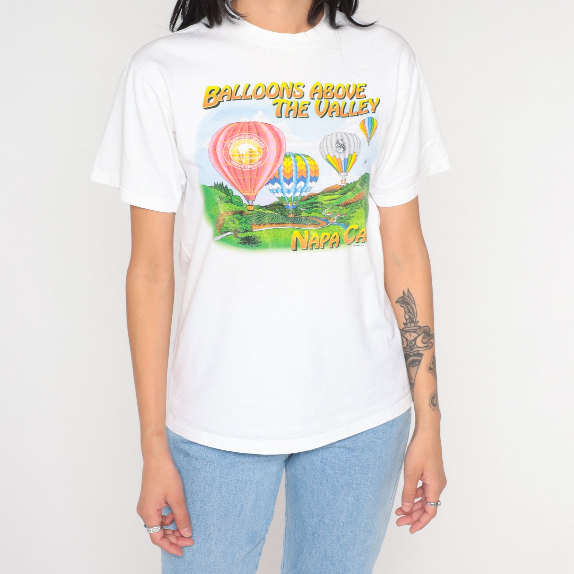 90s Balloons Above the Valley Hot Air Balloon Graphic Tee White Small