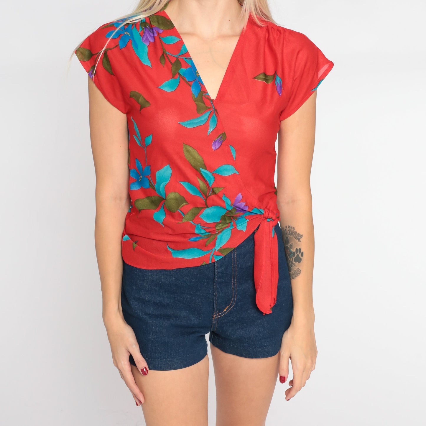 70s Red Floral Wrap Blouse Cap Sleeve V Neck Tie Front Extra Small