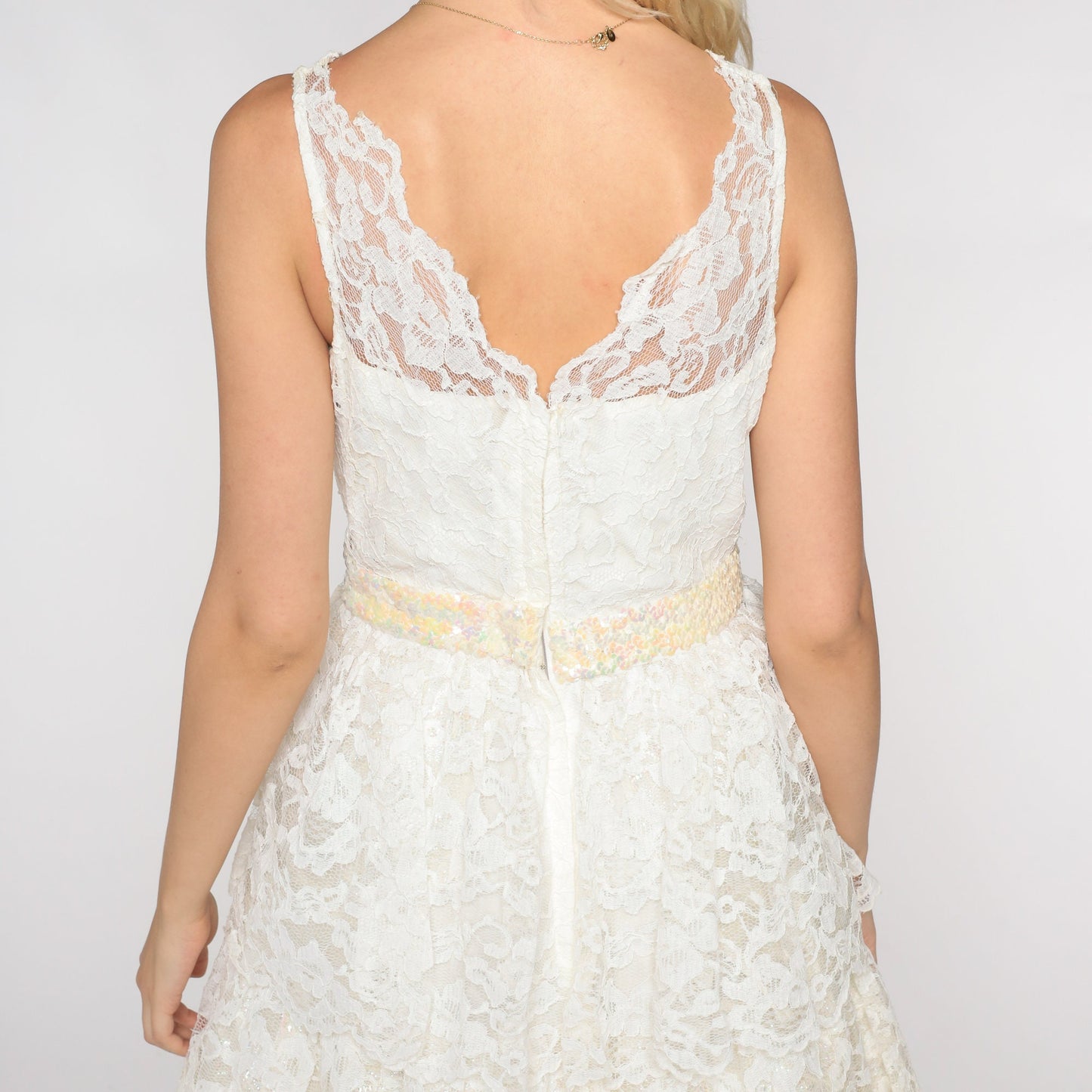 60s White Lace Wedding Dress Maxi Sweetheart Neckline Sequin Waist Extra Small