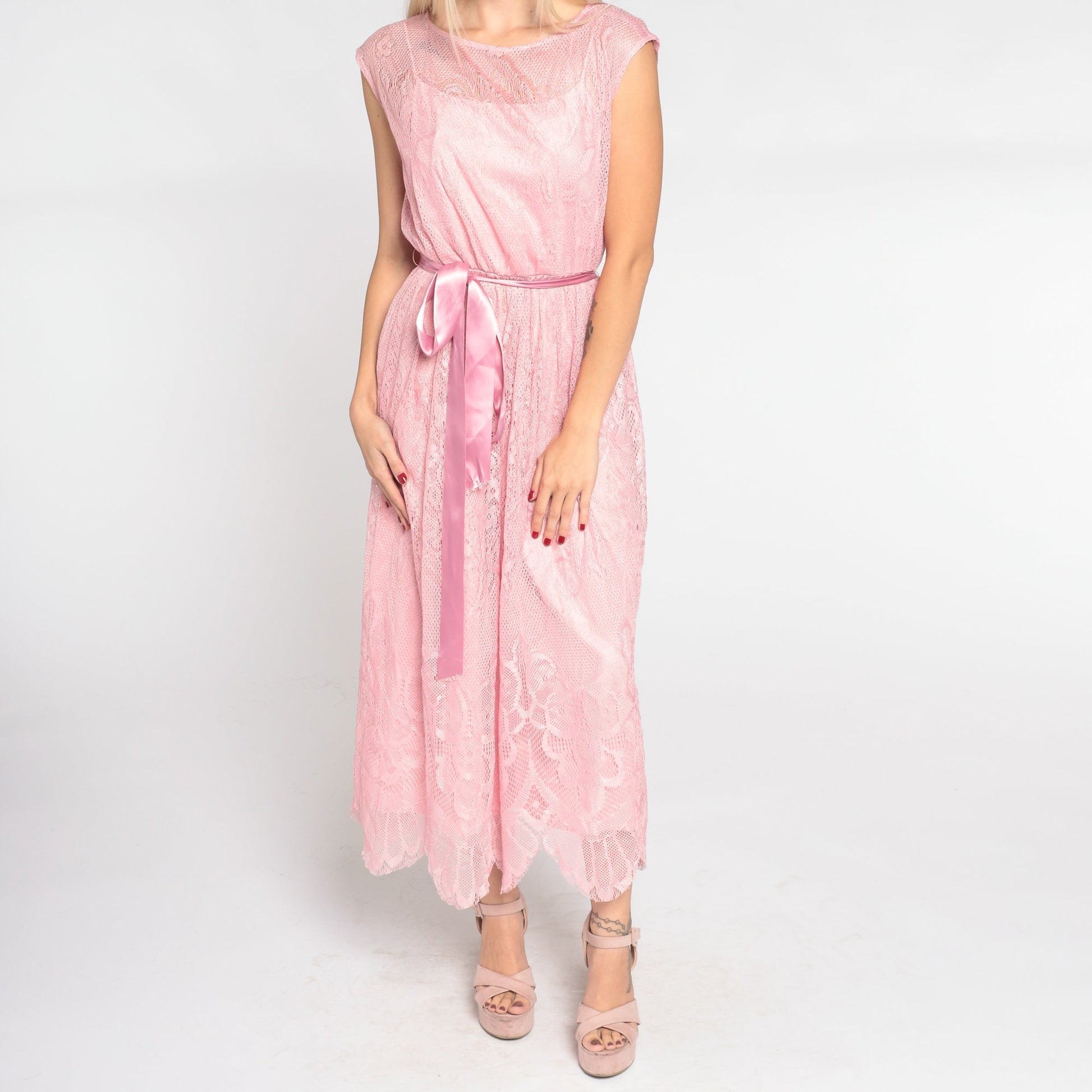 70s Pink Lace Midi Dress Cap Sleeve High Waist Ribbon Bow Scalloped Extra Small