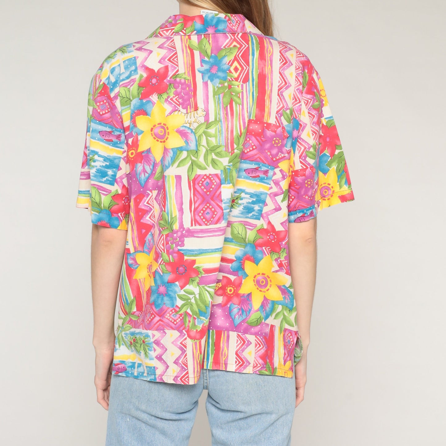 90s Tropical Print Button-Up Blouse Floral Tiger Palm Tree Fish Multicolor Medium
