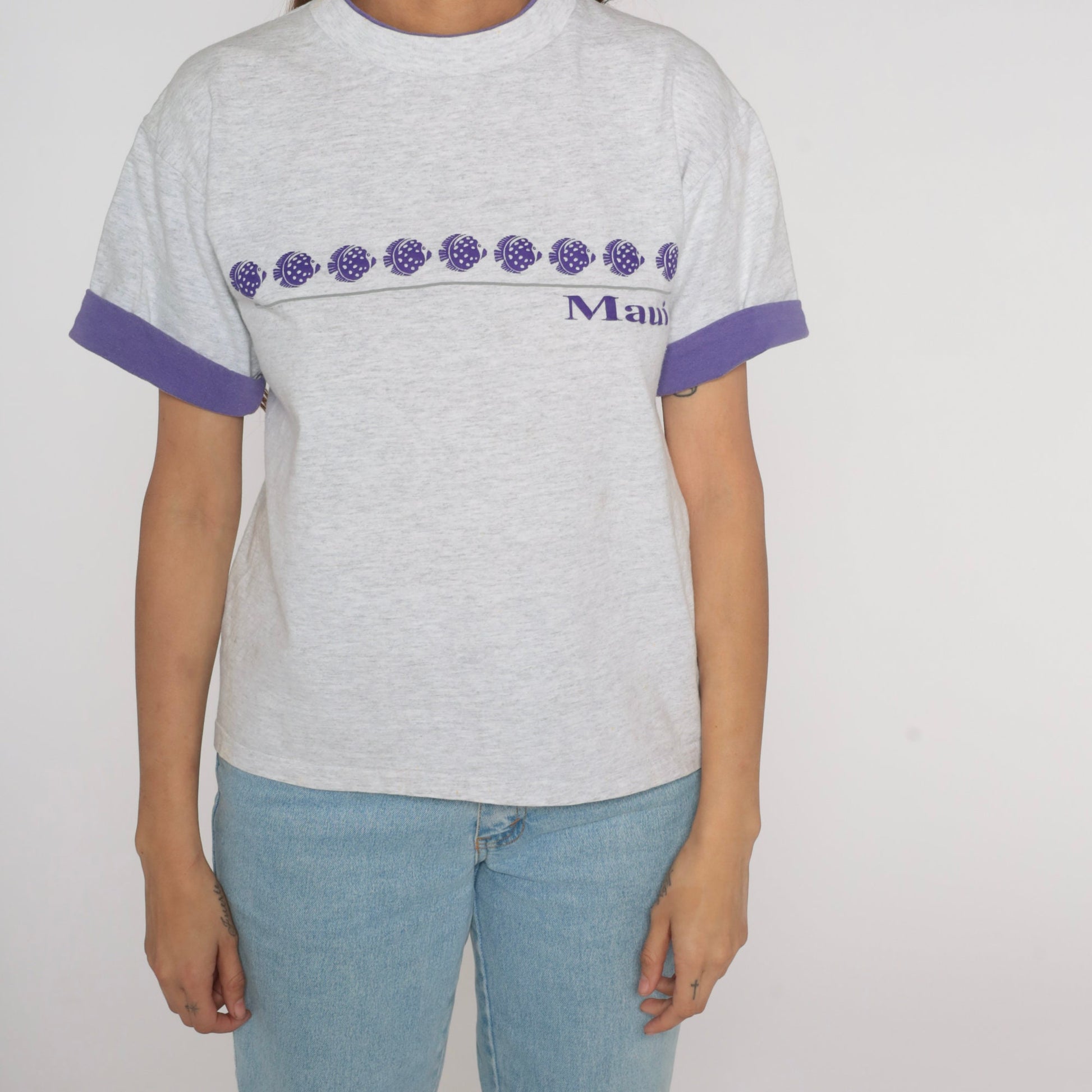 90s Maui Tropical Fish Graphic T-Shirt Grey Purple Cuffed Sleeve Medium