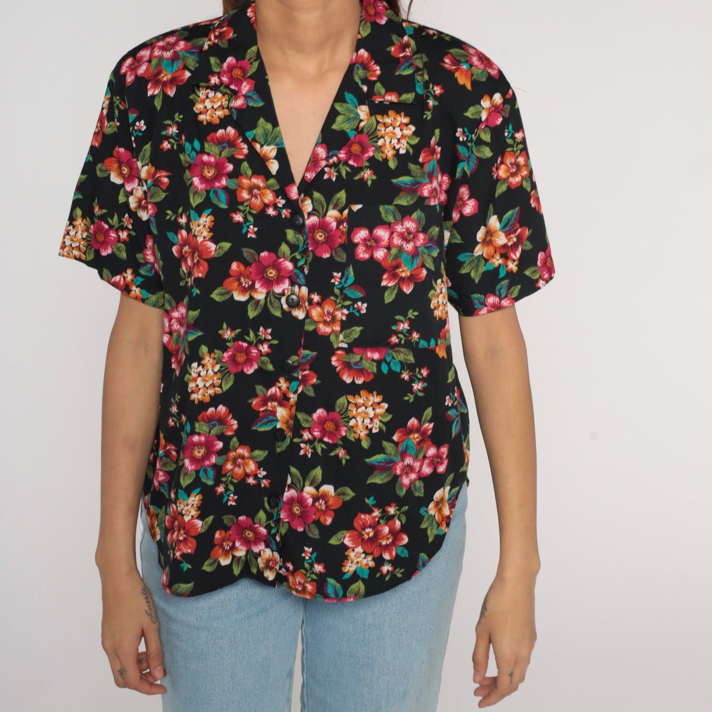 Y2K Black Floral Button-Up Blouse Short Sleeve Collared Shirt Medium M